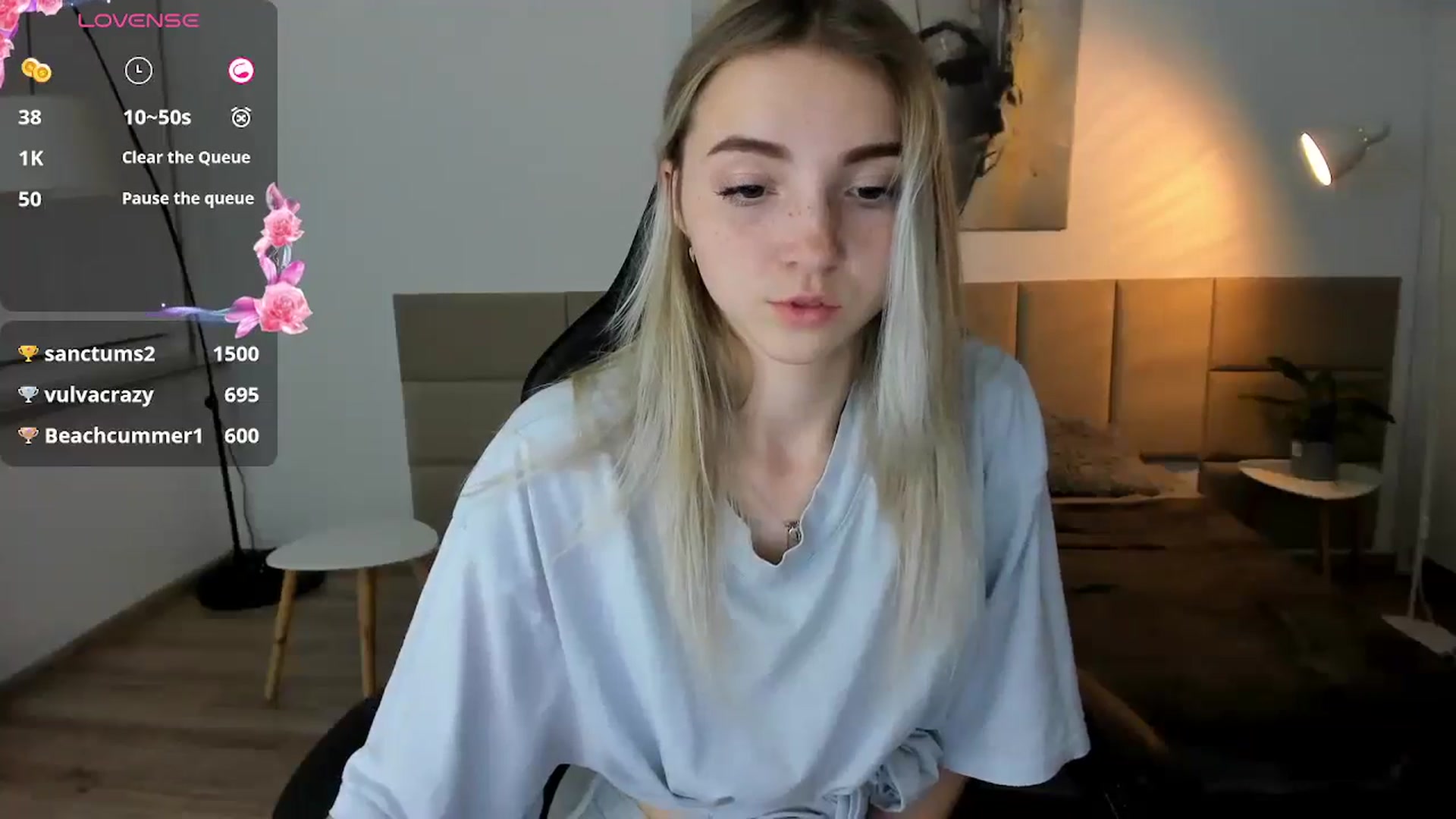 Gallery image thumbnail from Daisyy's myfreecams stream on, 10/06/2024, 20:01 image 19 of 20
