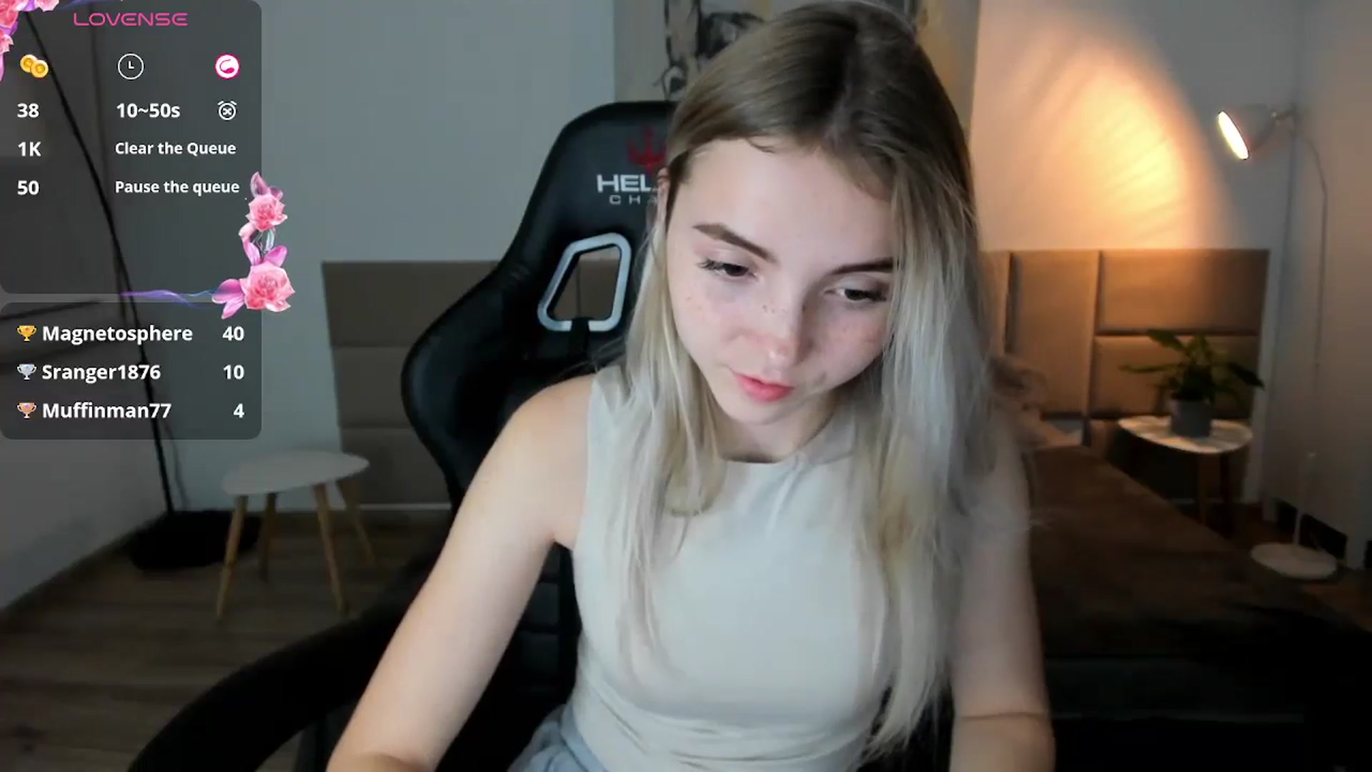 Gallery image thumbnail from Daisyy's myfreecams stream on, 10/08/2024, 16:57 image 3 of 20