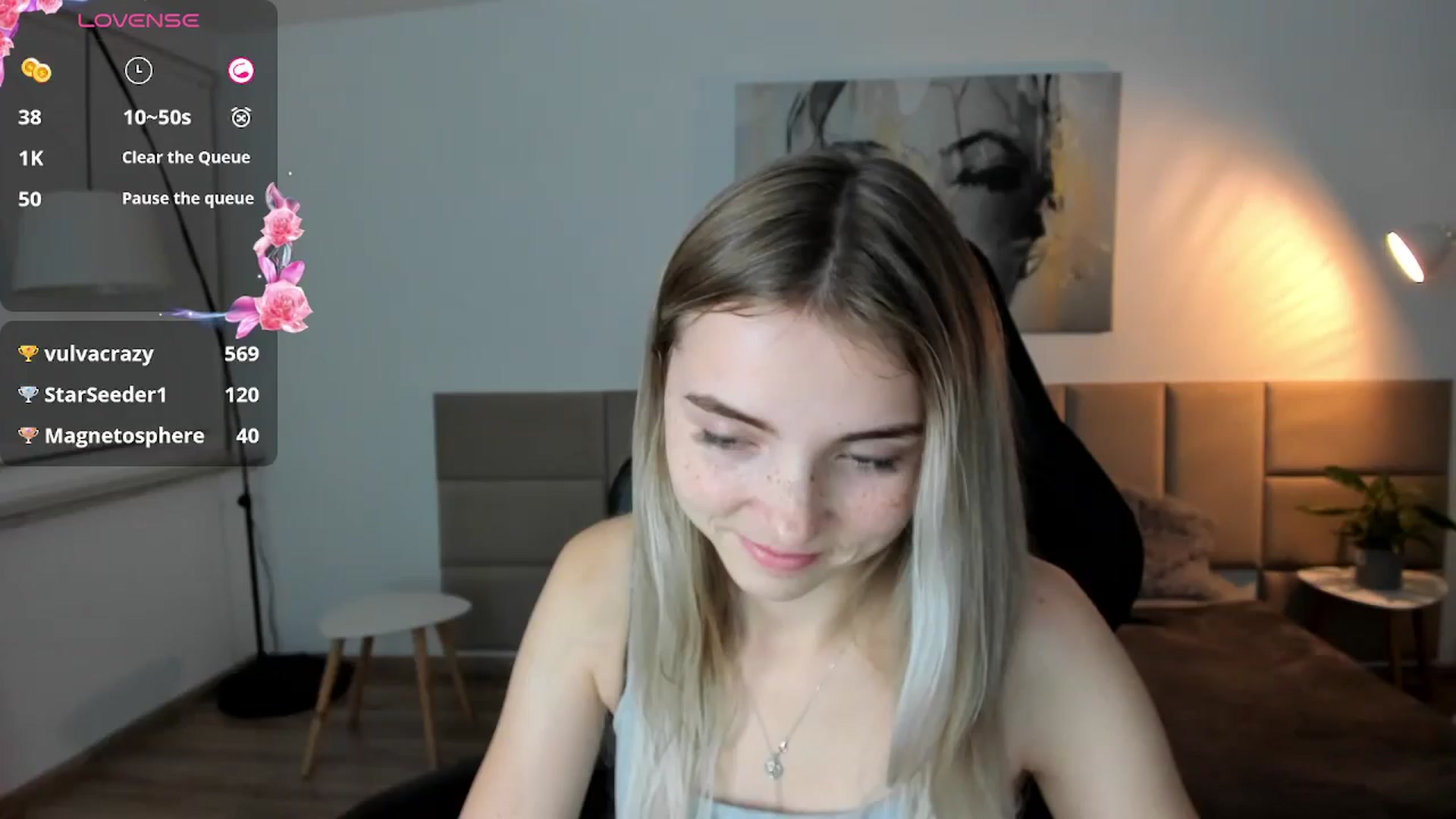 Gallery image thumbnail from Daisyy's myfreecams stream on, 10/08/2024, 18:36 image 5 of 20