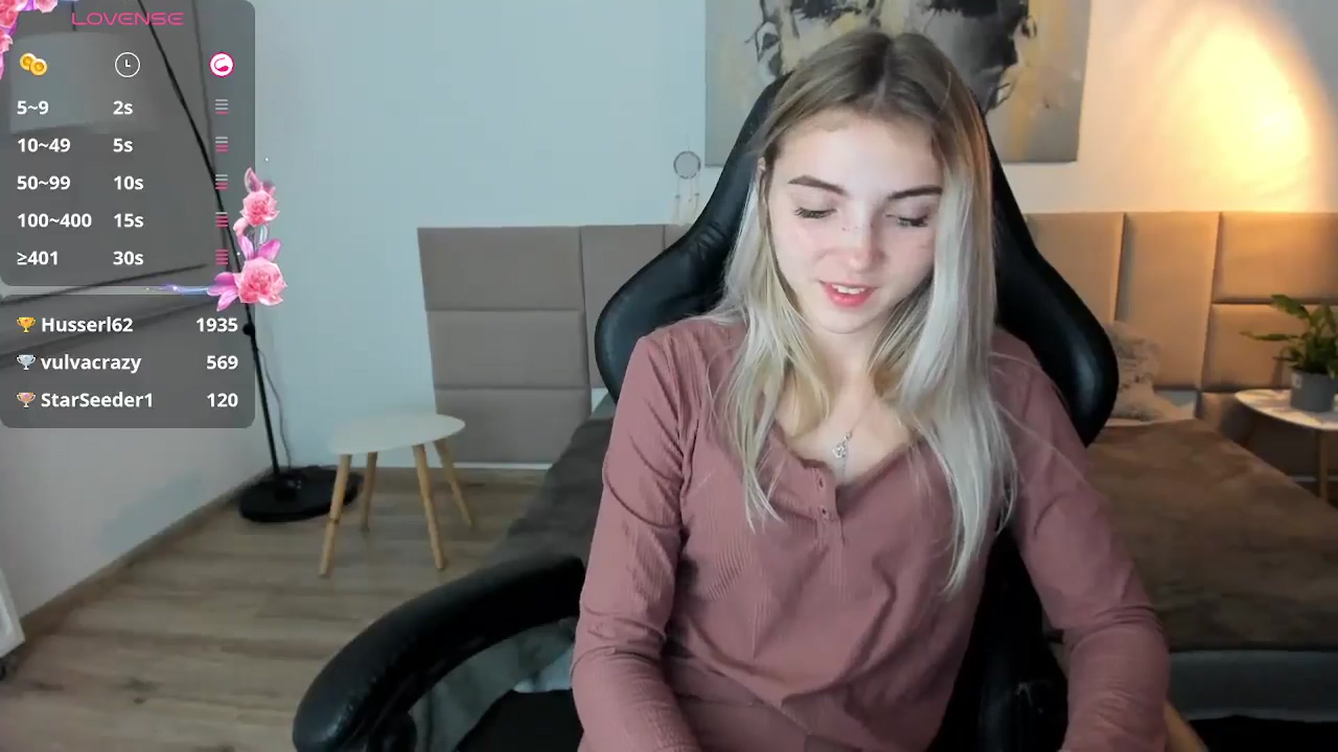 Gallery image thumbnail from Daisyy's myfreecams stream on, 10/08/2024, 20:52 image 5 of 20