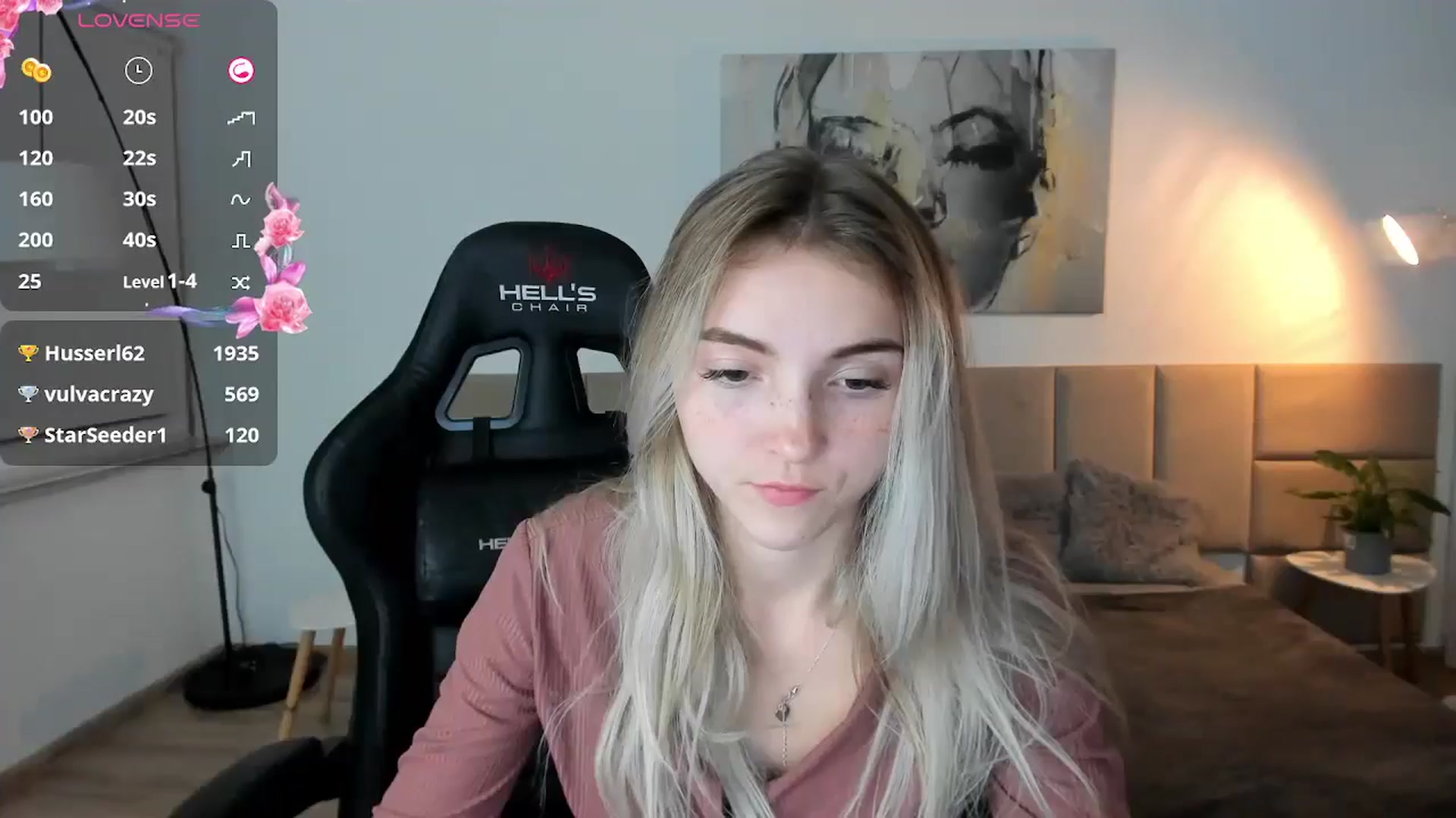 Gallery image thumbnail from Daisyy's myfreecams stream on, 10/08/2024, 20:52 image 18 of 20