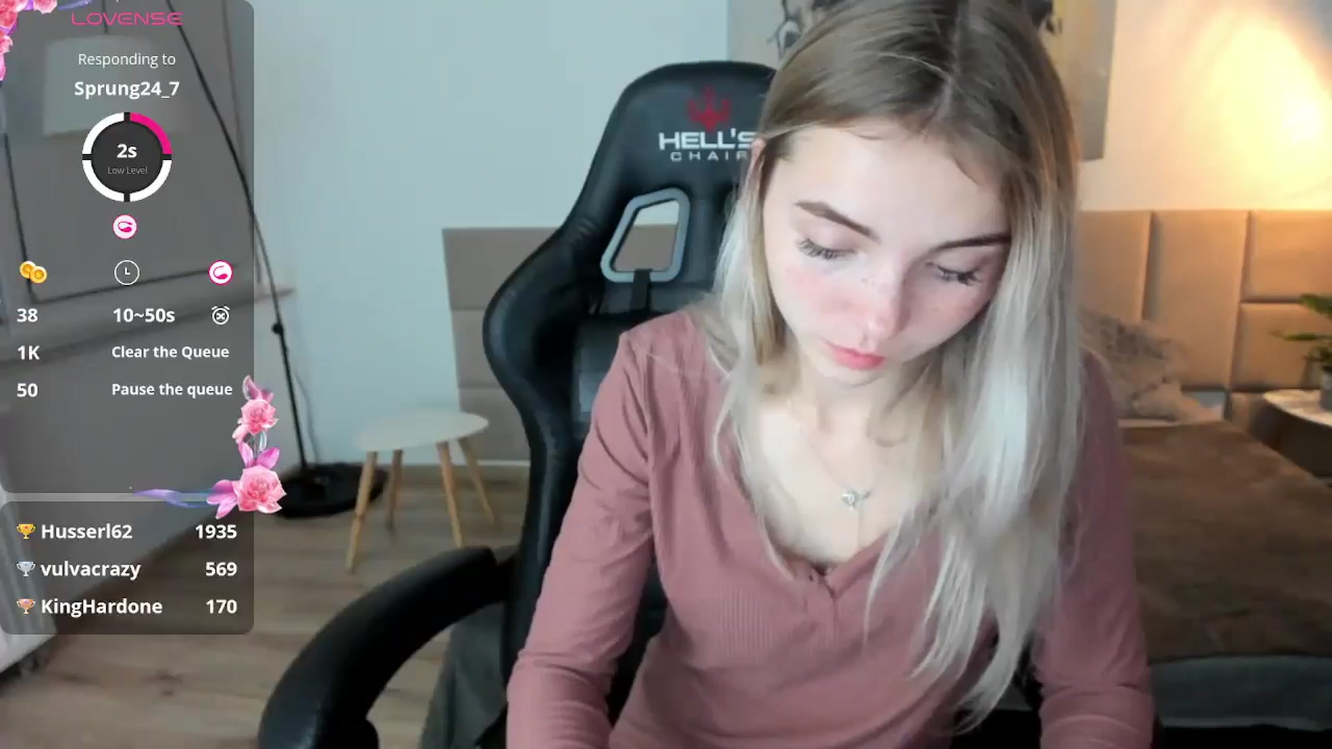 Gallery image thumbnail from Daisyy's myfreecams stream on, 10/08/2024, 21:21 image 12 of 20