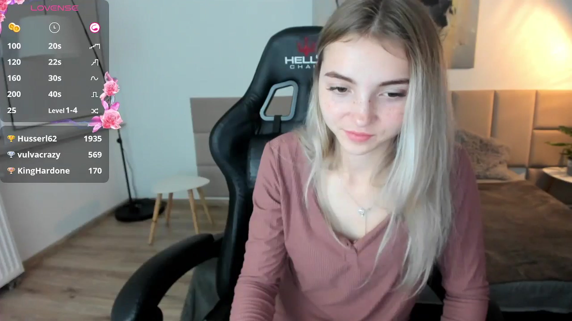 Gallery image thumbnail from Daisyy's myfreecams stream on, 10/08/2024, 21:21 image 14 of 20