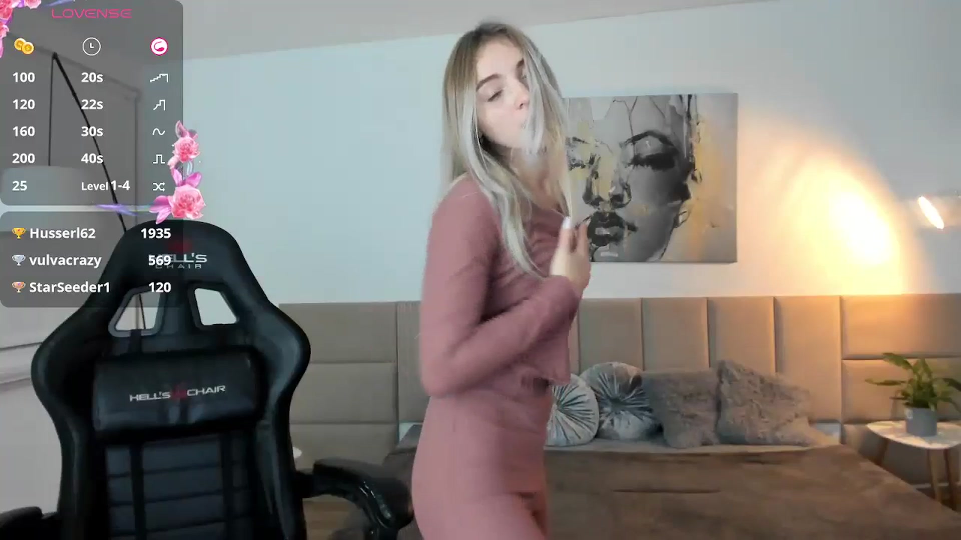 Gallery image thumbnail from Daisyy's myfreecams stream on, 10/08/2024, 21:21 image 4 of 20