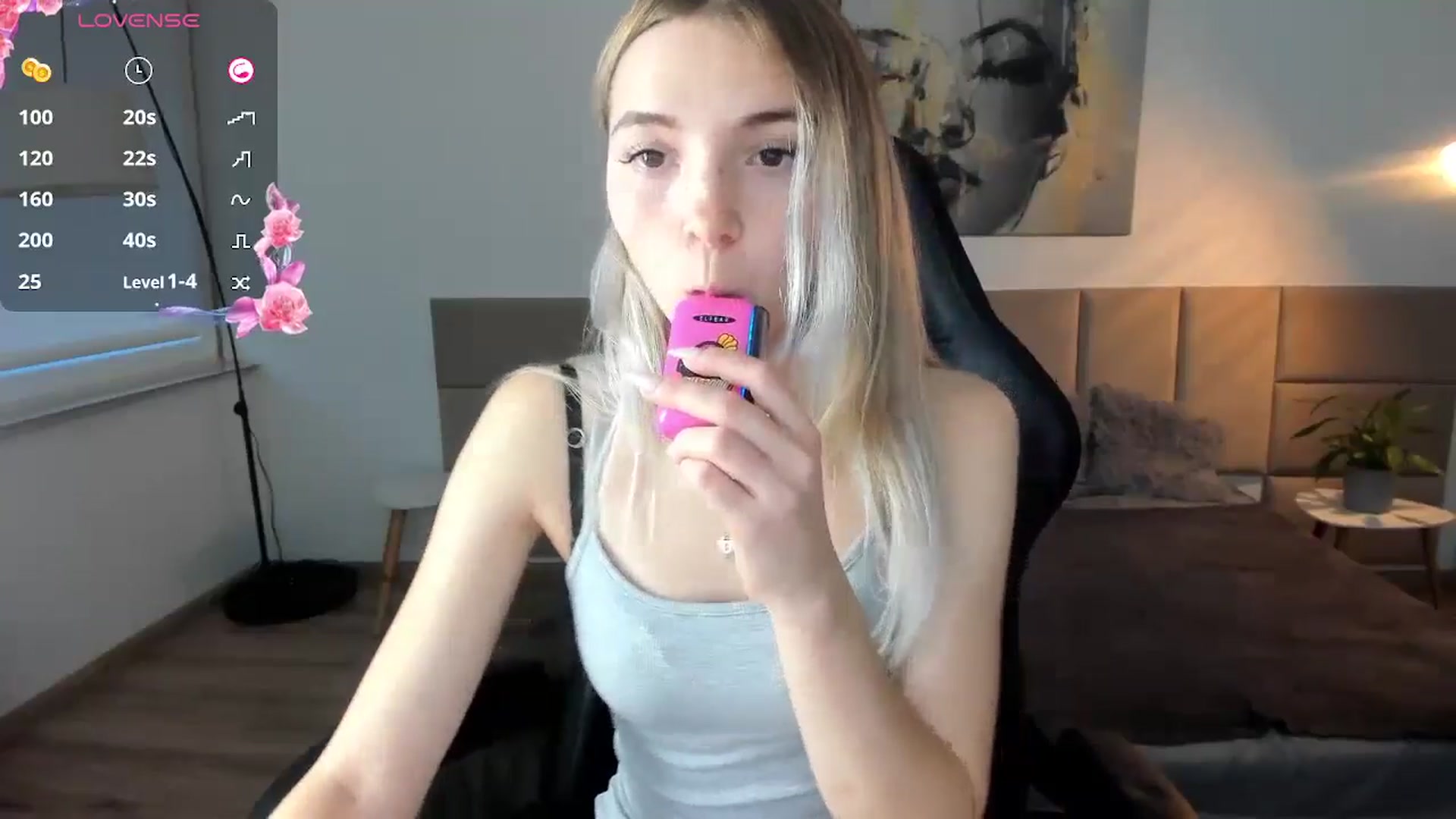 Gallery image thumbnail from Daisyy's myfreecams stream on, 10/09/2024, 16:08 image 10 of 20