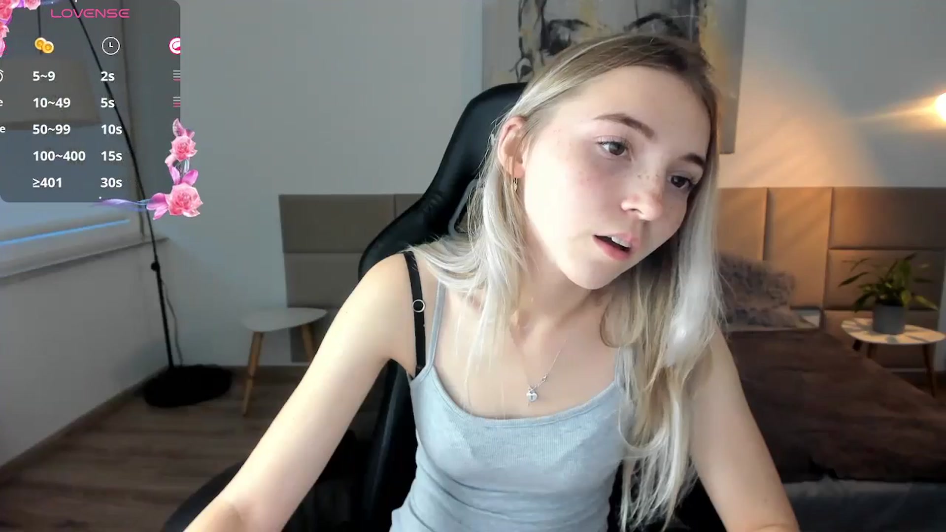 Gallery image thumbnail from Daisyy's myfreecams stream on, 10/09/2024, 16:08 image 13 of 20