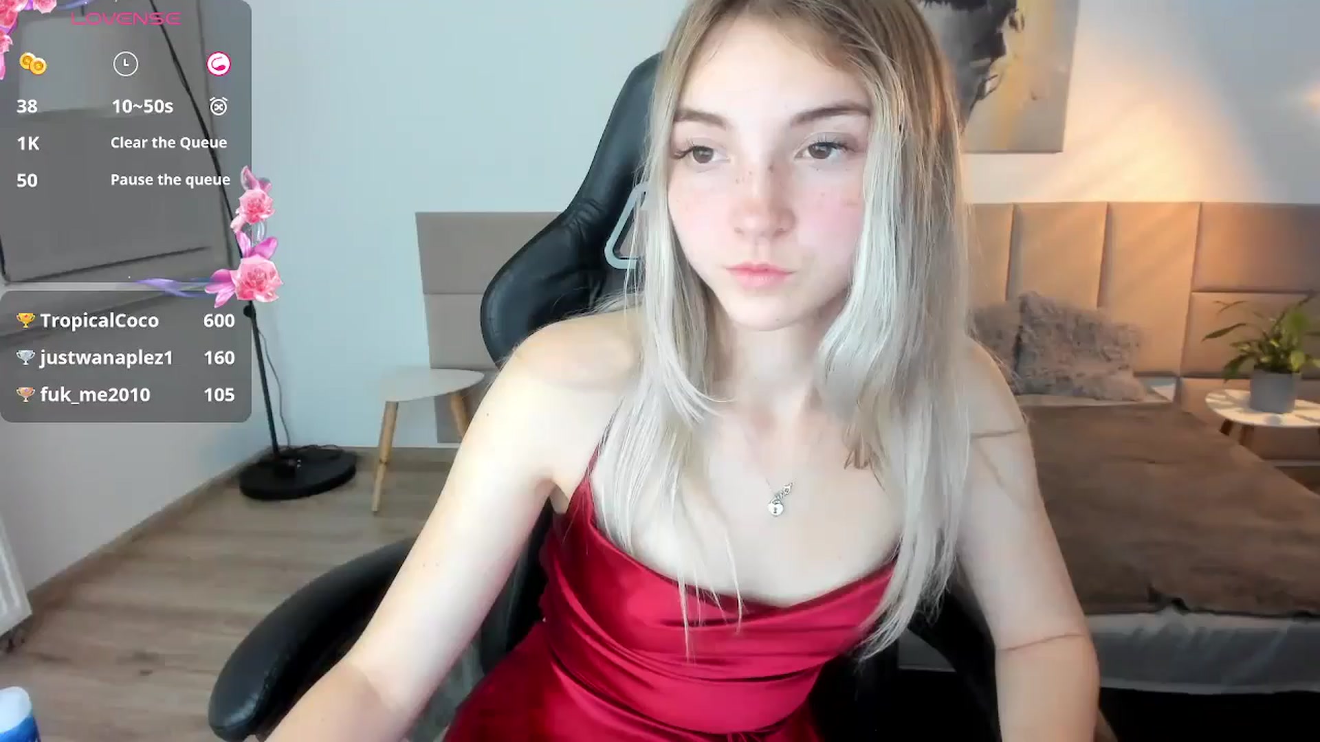 Gallery image thumbnail from Daisyy's myfreecams stream on, 10/09/2024, 19:17 image 13 of 20