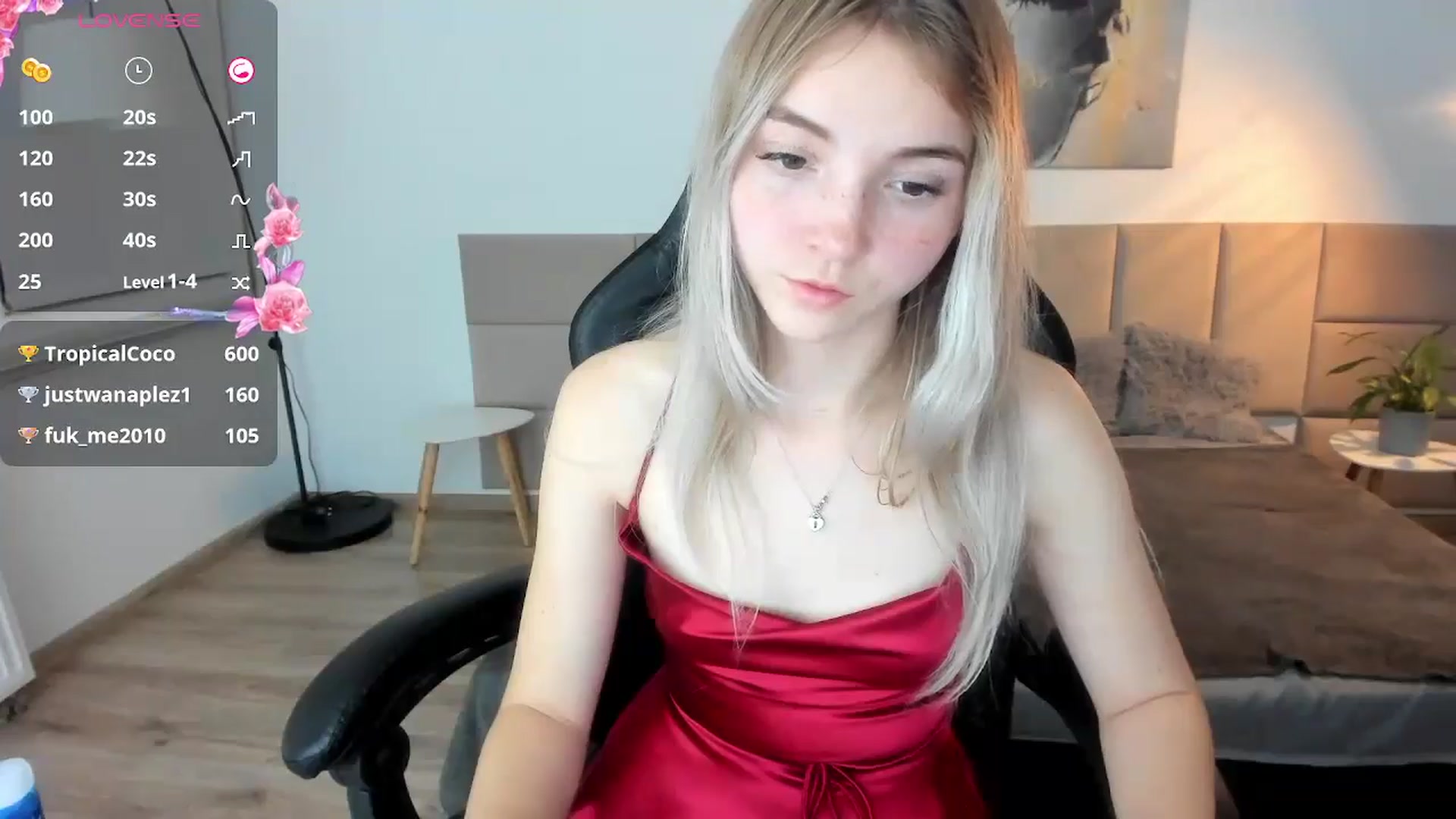 Gallery image thumbnail from Daisyy's myfreecams stream on, 10/09/2024, 19:17 image 15 of 20
