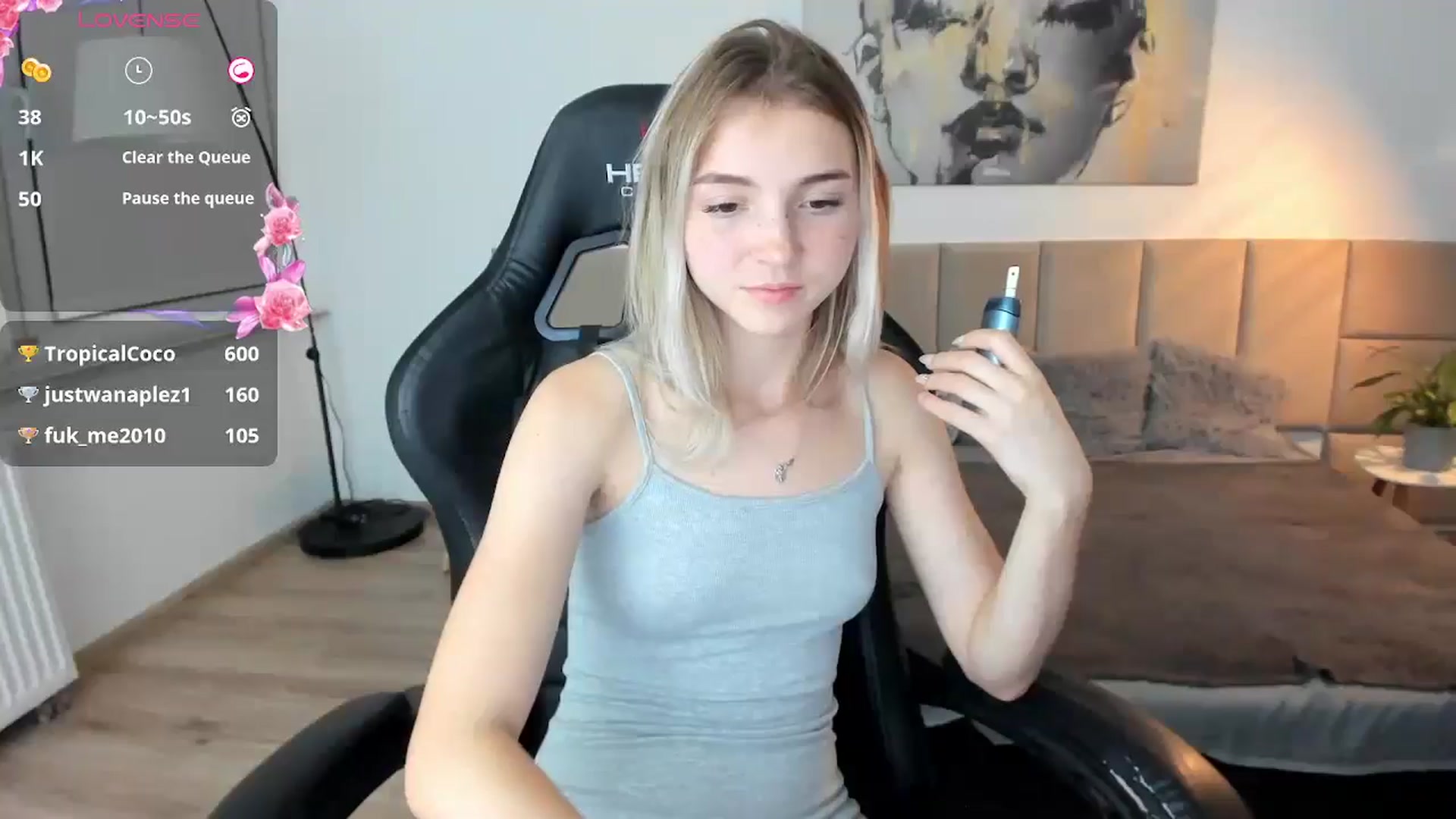Gallery image thumbnail from Daisyy's myfreecams stream on, 10/09/2024, 21:39 image 11 of 20