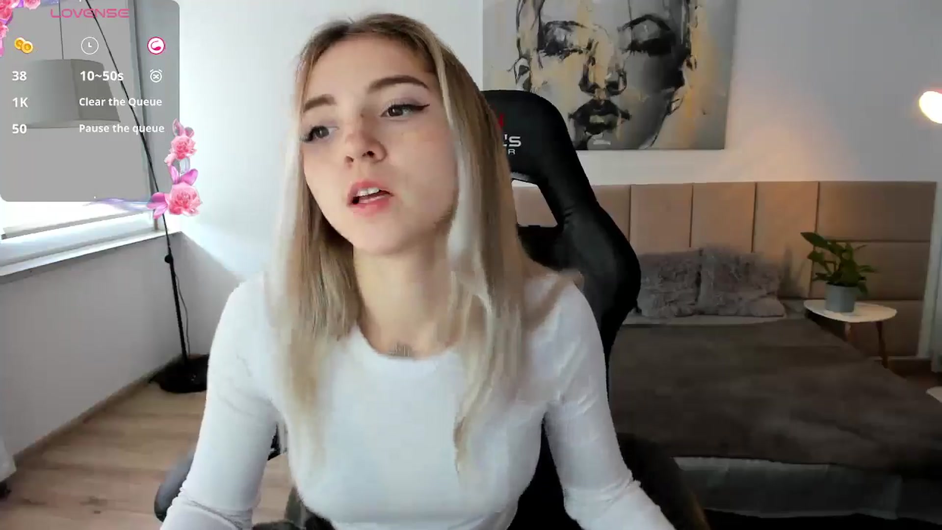 Gallery image thumbnail from Daisyy's myfreecams stream on, 10/11/2024, 12:26 image 16 of 20