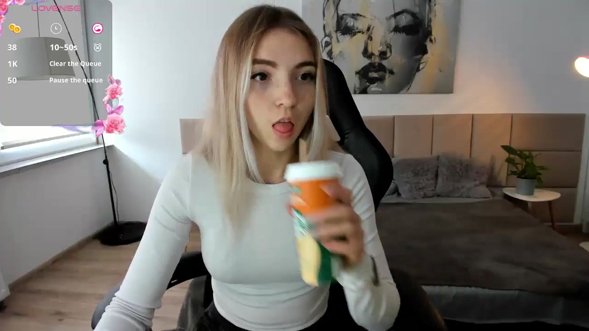 Gallery image thumbnail from Daisyy's myfreecams stream on, 10/11/2024, 12:26 image 11 of 20