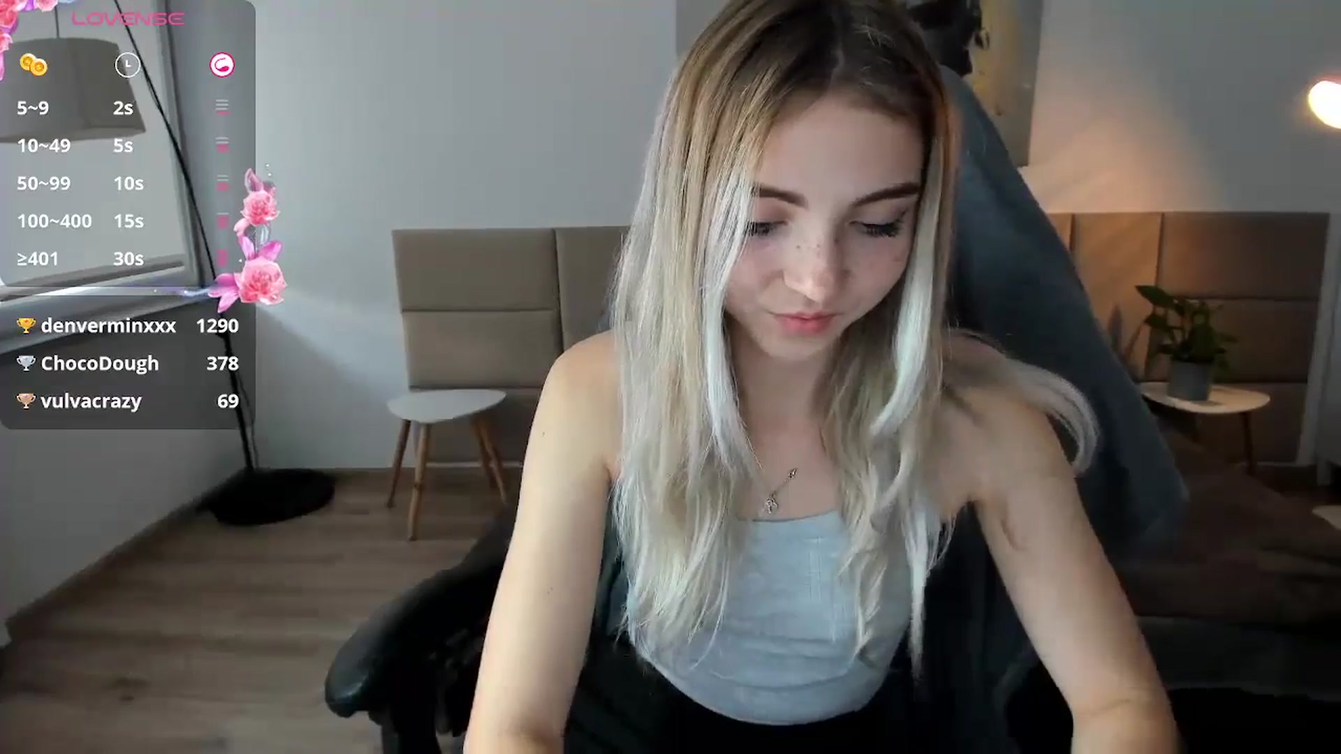 Gallery image thumbnail from Daisyy's myfreecams stream on, 10/11/2024, 16:22 image 4 of 20