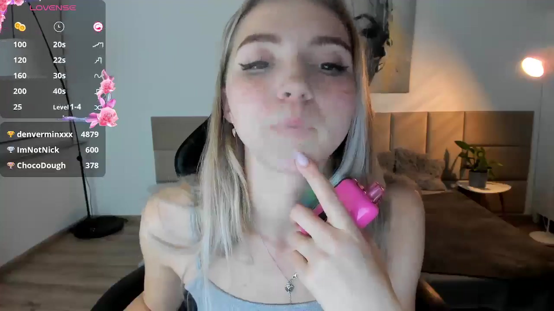 Gallery image thumbnail from Daisyy's myfreecams stream on, 10/11/2024, 19:47 image 17 of 20