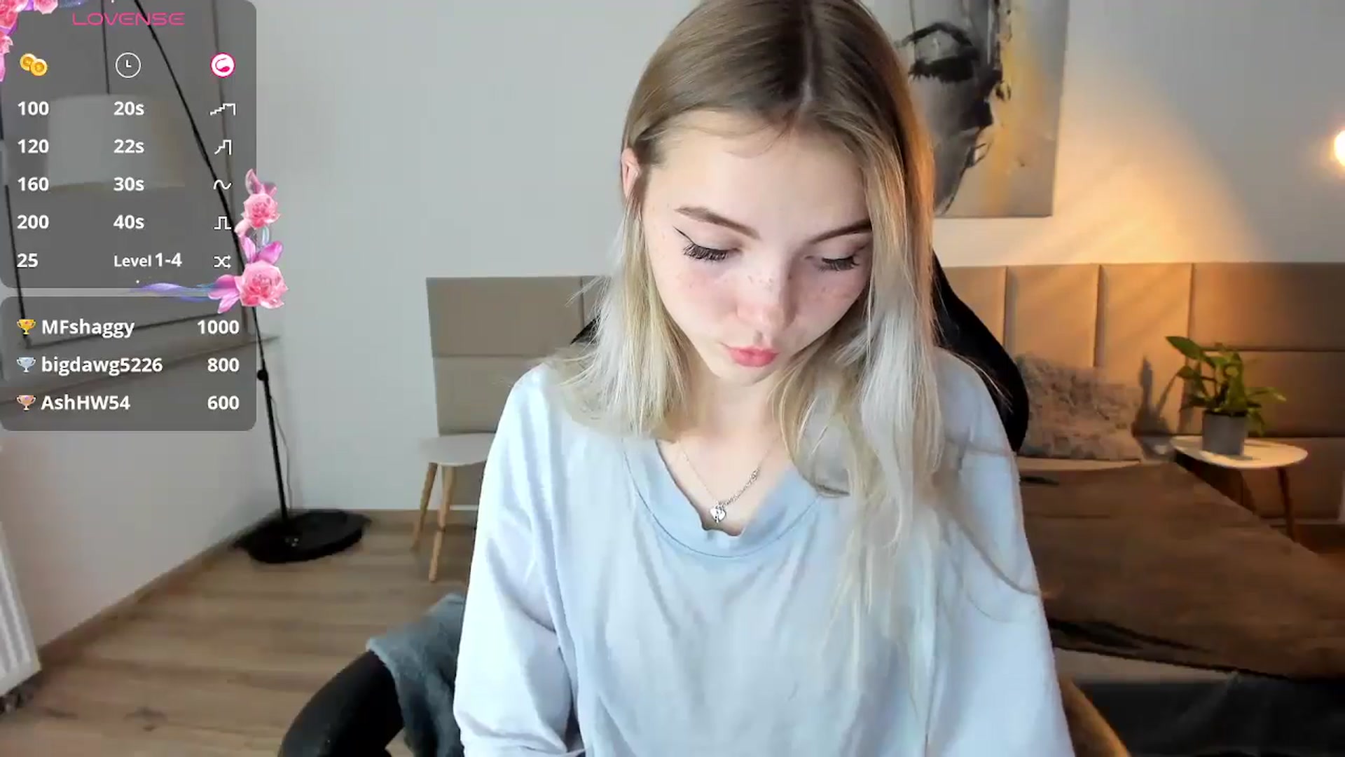 Gallery image thumbnail from Daisyy's myfreecams stream on, 10/12/2024, 21:10 image 12 of 20