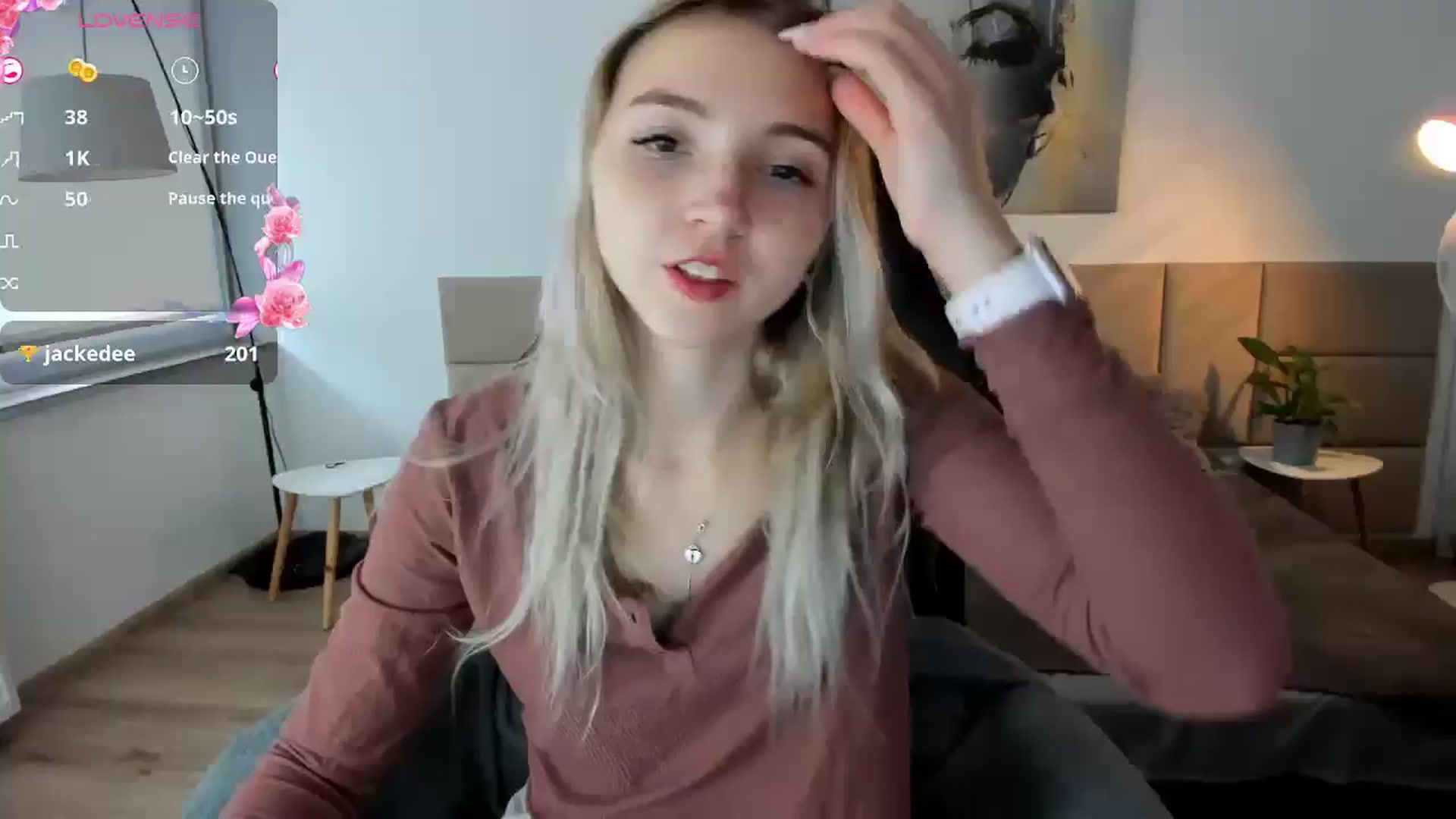 Gallery image thumbnail from Daisyy's myfreecams stream on, 10/13/2024, 13:15 image 3 of 20