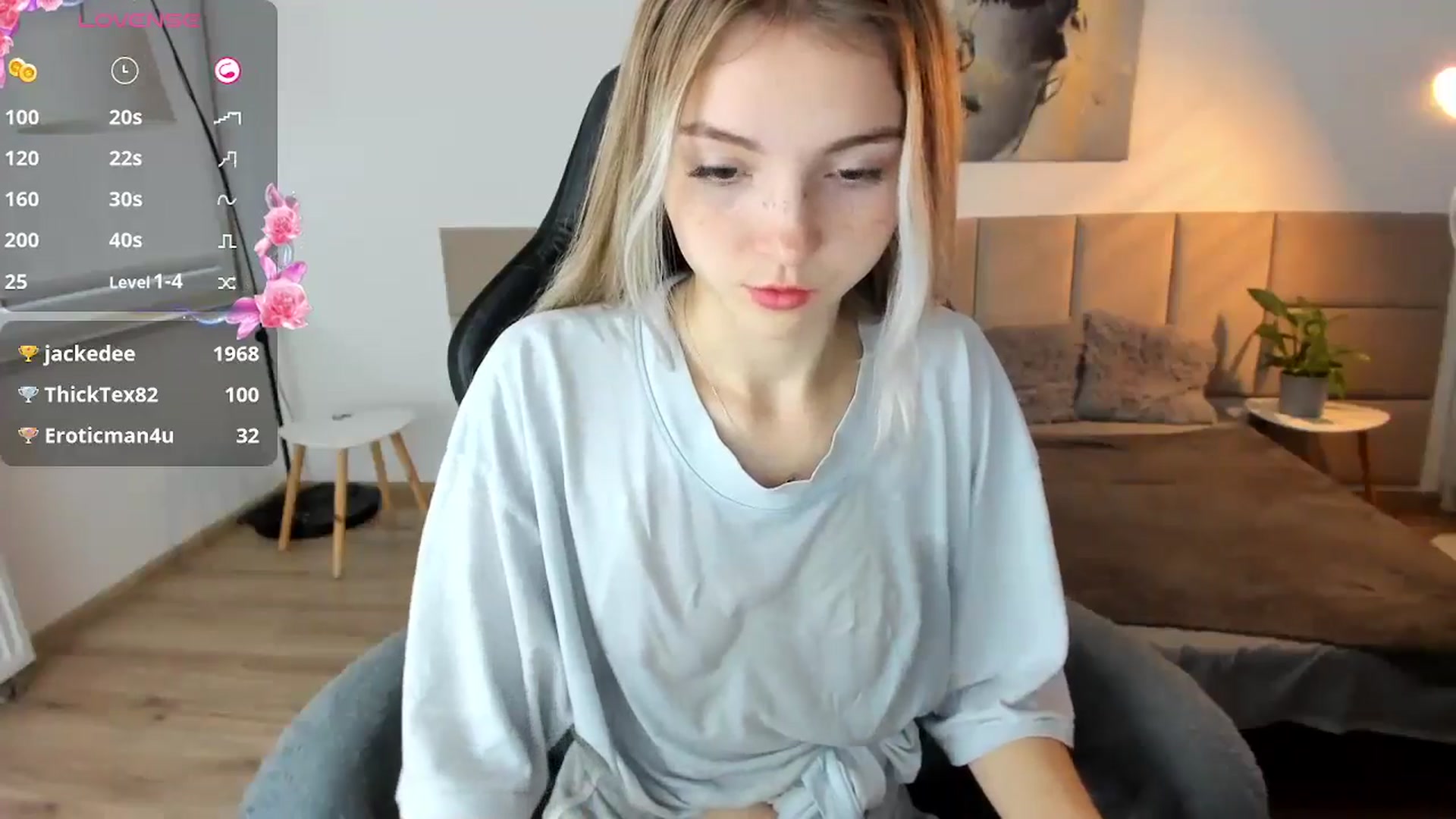 Gallery image thumbnail from Daisyy's myfreecams stream on, 10/13/2024, 13:15 image 17 of 20
