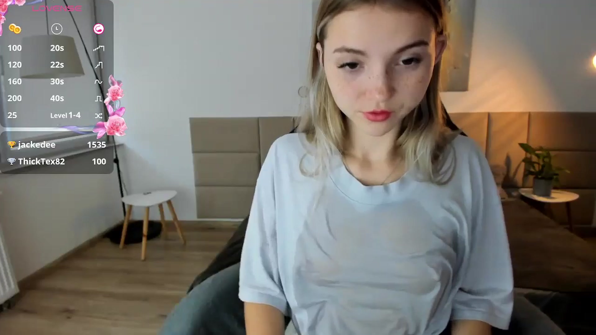 Gallery image thumbnail from Daisyy's myfreecams stream on, 10/13/2024, 13:15 image 12 of 20