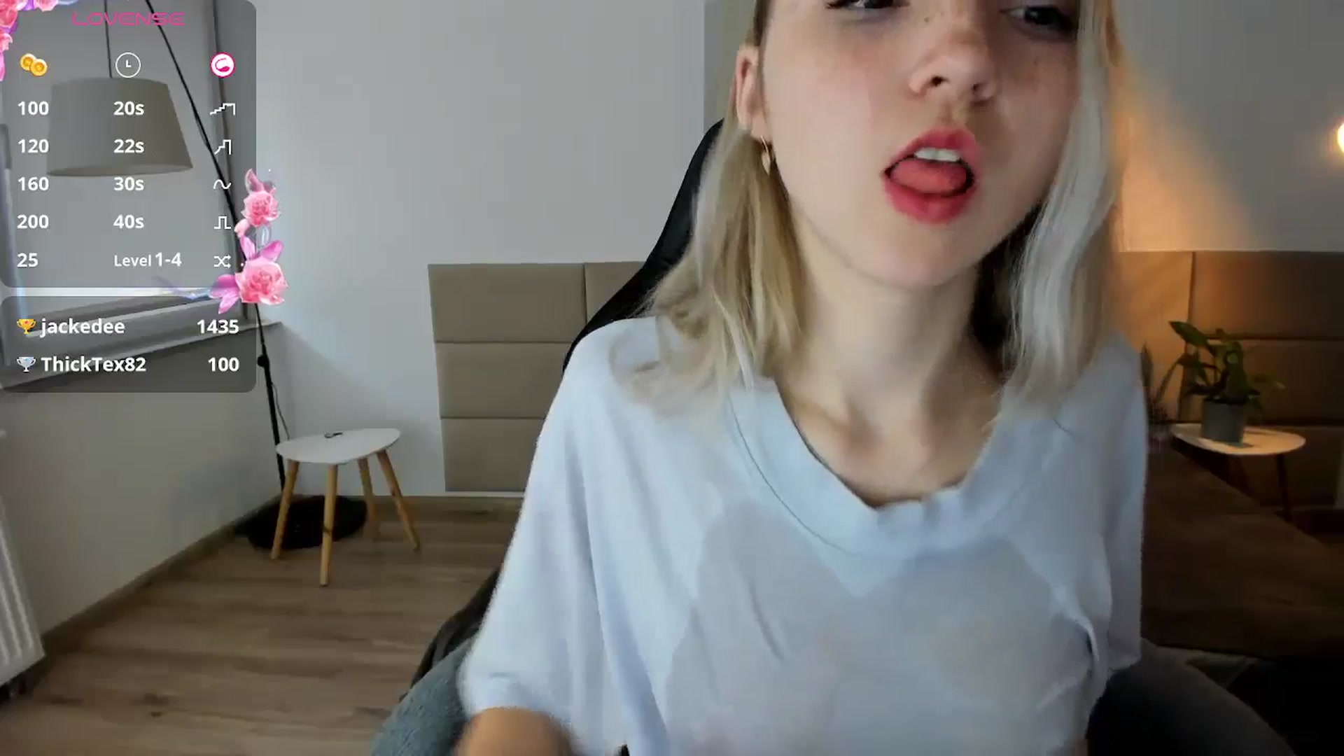 Gallery image thumbnail from Daisyy's myfreecams stream on, 10/13/2024, 13:15 image 11 of 20
