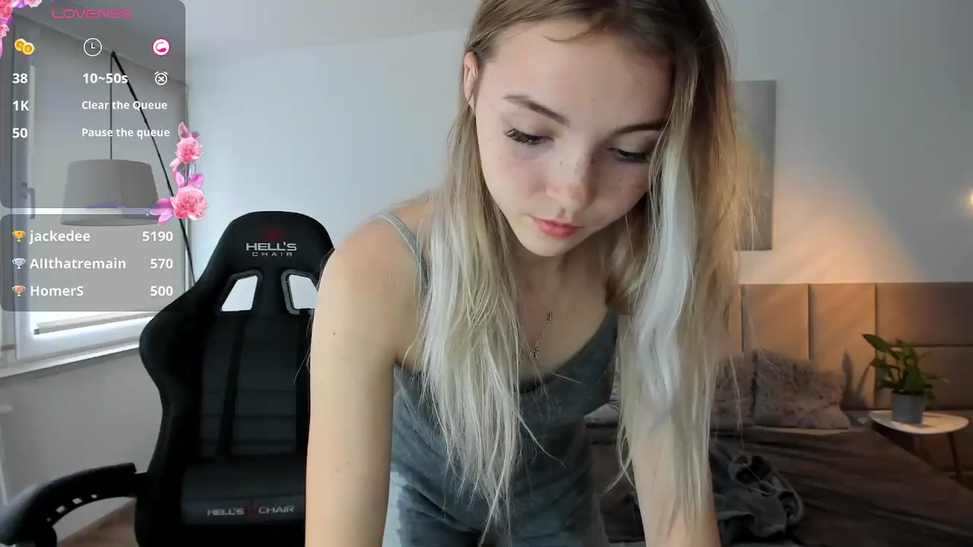 Gallery image thumbnail from Daisyy's myfreecams stream on, 10/13/2024, 14:18 image 18 of 20