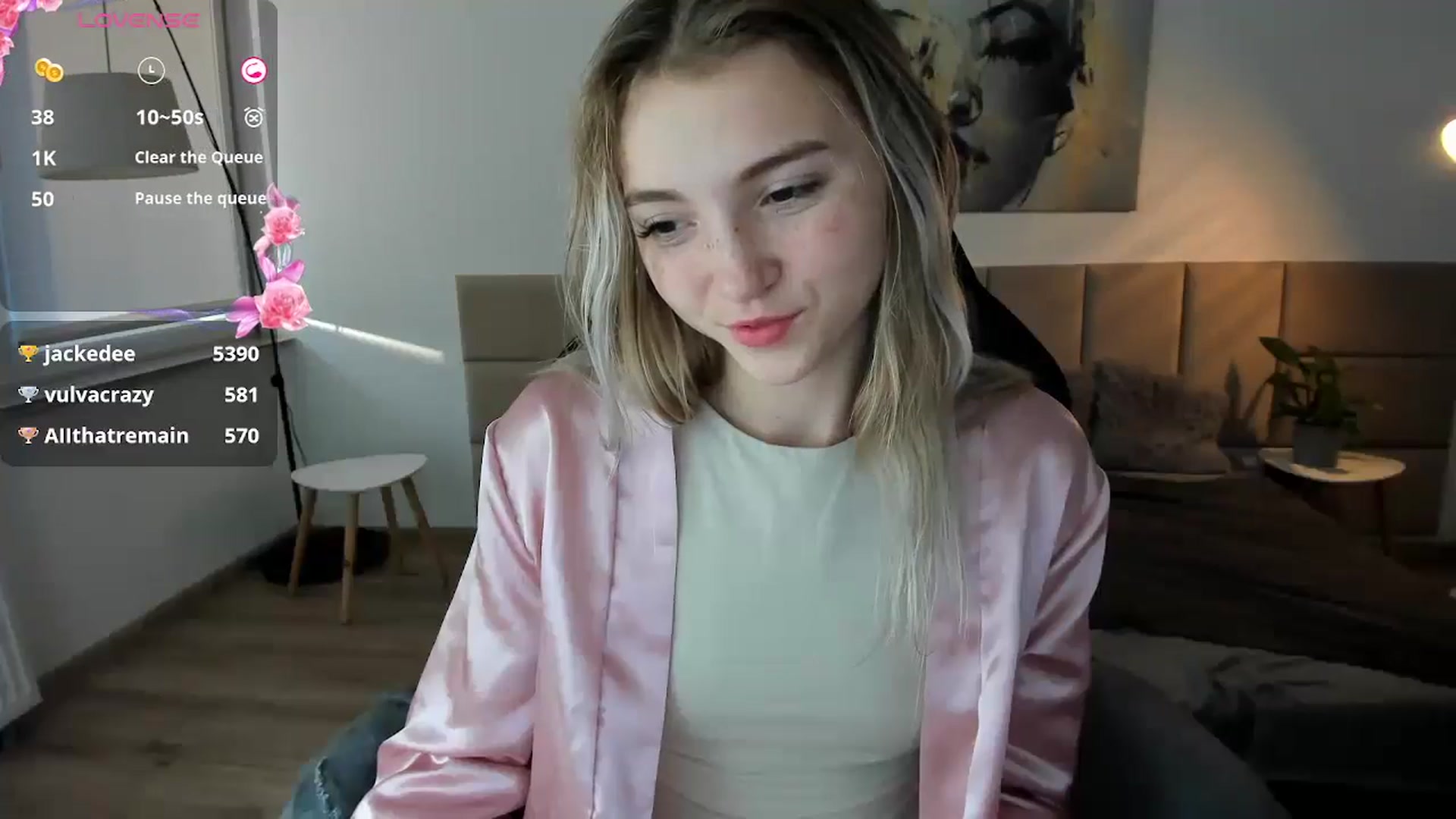 Gallery image thumbnail from Daisyy's myfreecams stream on, 10/13/2024, 15:07 image 5 of 20