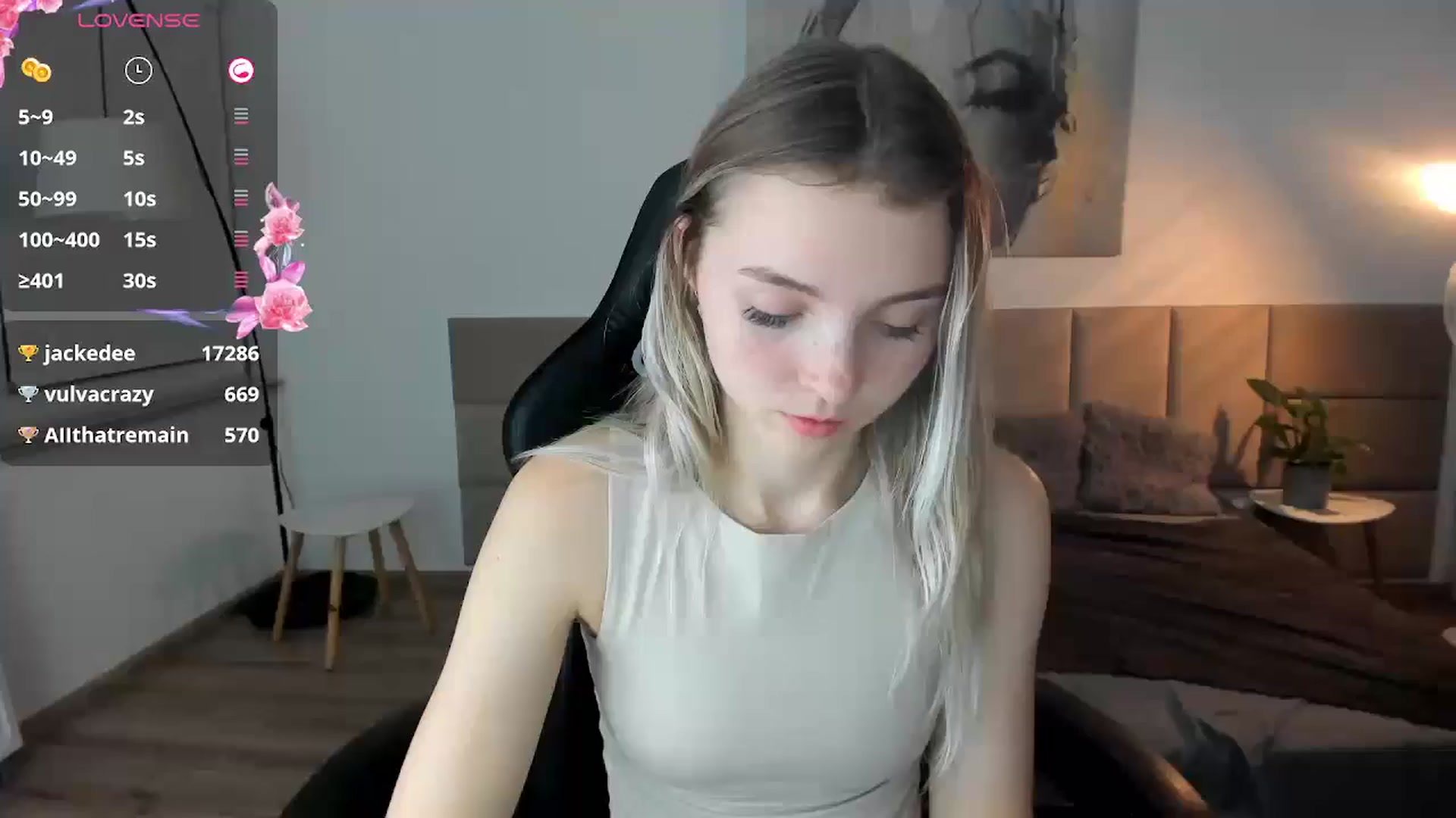 Gallery image thumbnail from Daisyy's myfreecams stream on, 10/13/2024, 17:41 image 1 of 20