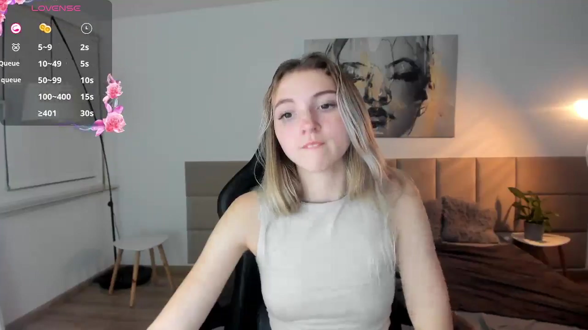 Gallery image thumbnail from Daisyy's myfreecams stream on, 10/13/2024, 17:41 image 12 of 20