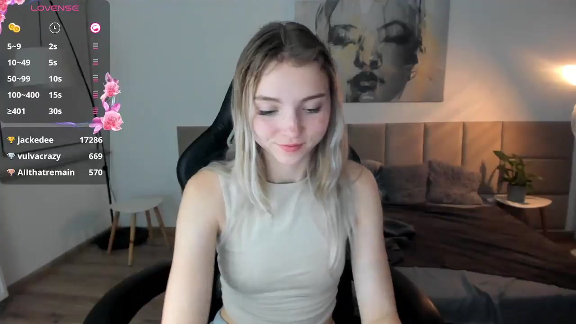 Gallery image thumbnail from Daisyy's myfreecams stream on, 10/13/2024, 17:41 image 8 of 20