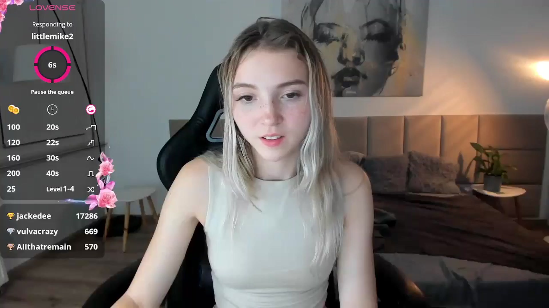 Gallery image thumbnail from Daisyy's myfreecams stream on, 10/13/2024, 17:41 image 9 of 20