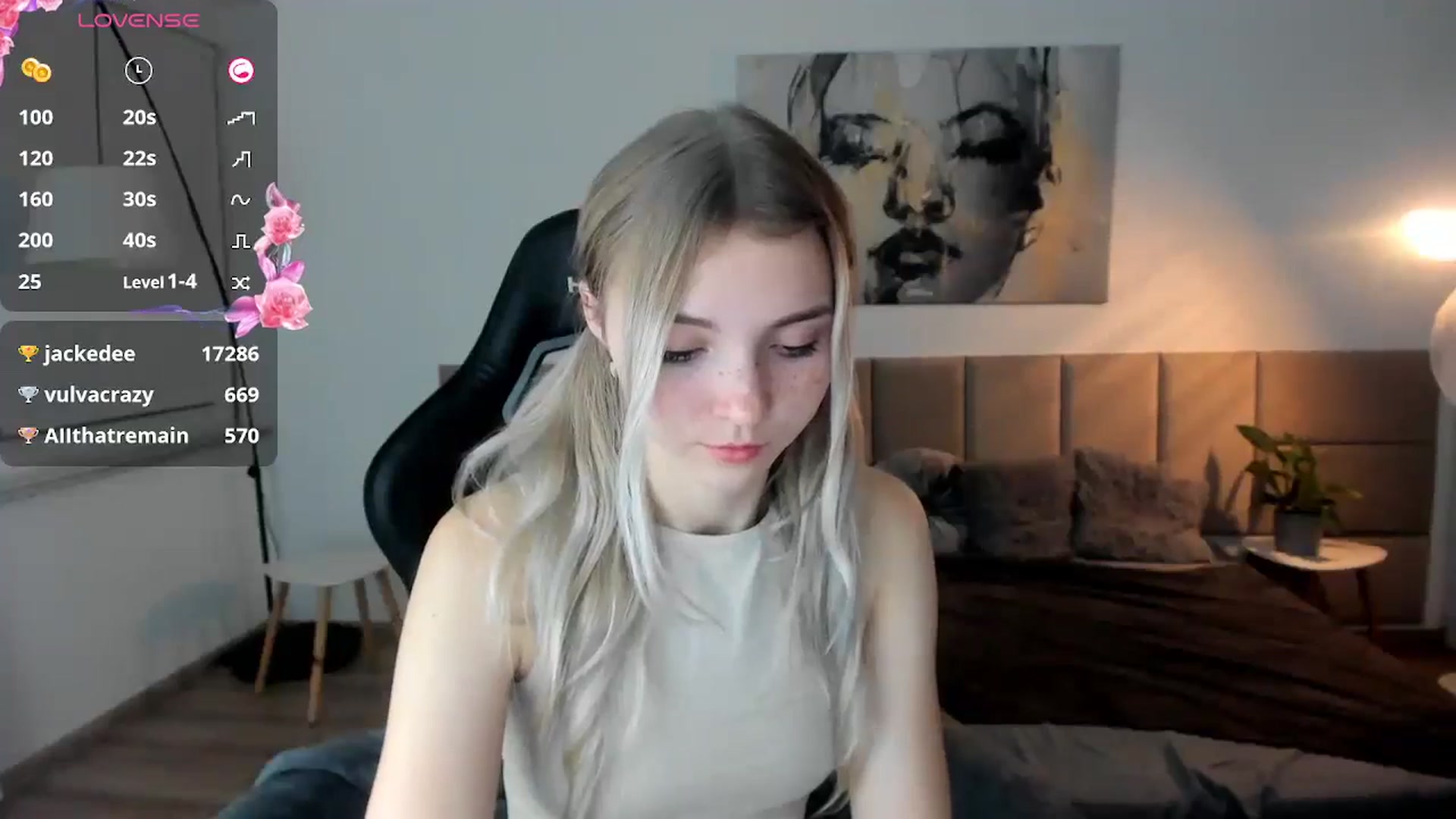 Gallery image thumbnail from Daisyy's myfreecams stream on, 10/13/2024, 18:01 image 18 of 20