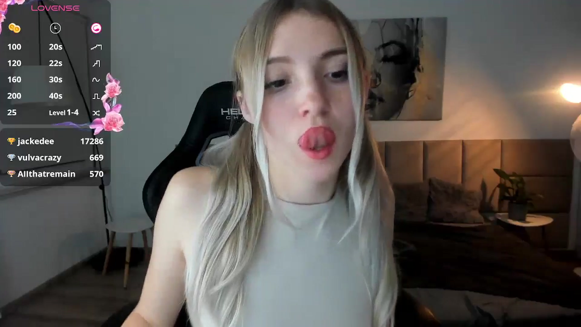 Gallery image thumbnail from Daisyy's myfreecams stream on, 10/13/2024, 18:01 image 9 of 20