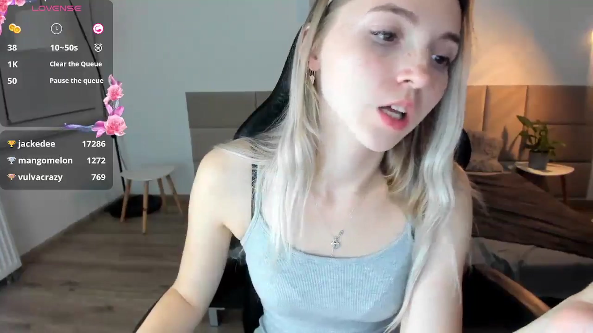 Gallery image thumbnail from Daisyy's myfreecams stream on, 10/13/2024, 20:12 image 2 of 20