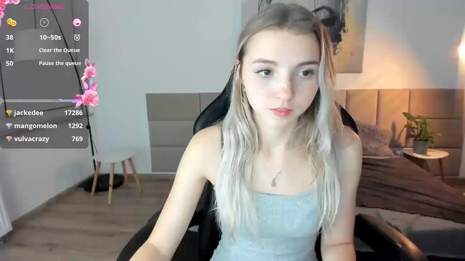 Gallery image thumbnail from Daisyy's myfreecams stream on, 10/13/2024, 20:12 image 13 of 20
