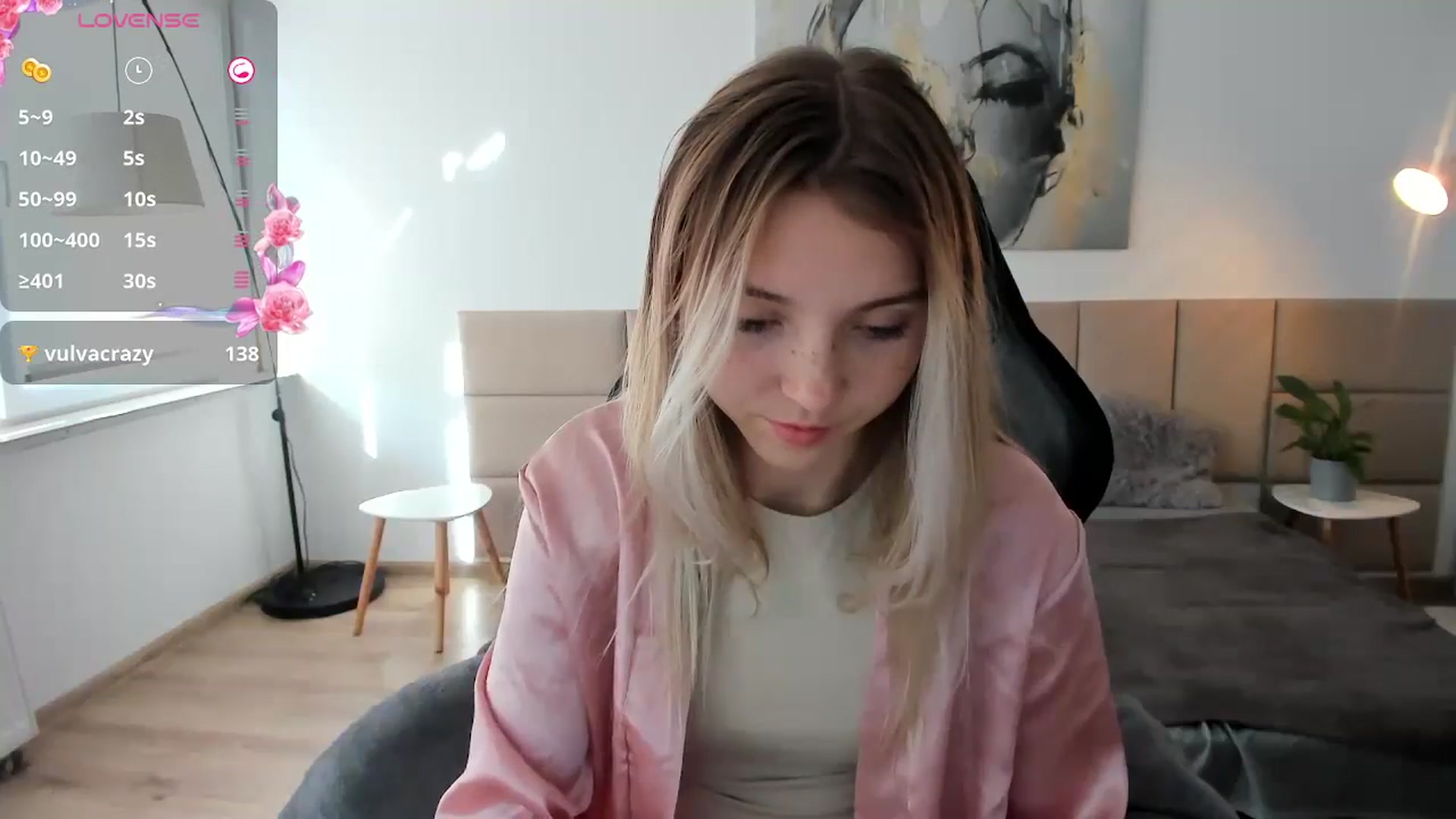 Gallery image thumbnail from Daisyy's myfreecams stream on, 10/14/2024, 14:31 image 2 of 20