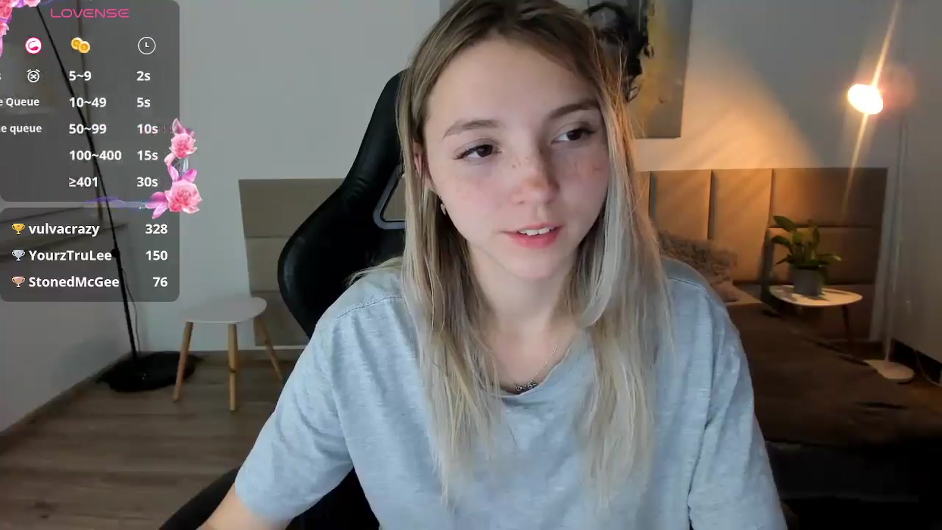 Gallery image thumbnail from Daisyy's myfreecams stream on, 10/14/2024, 16:35 image 12 of 20
