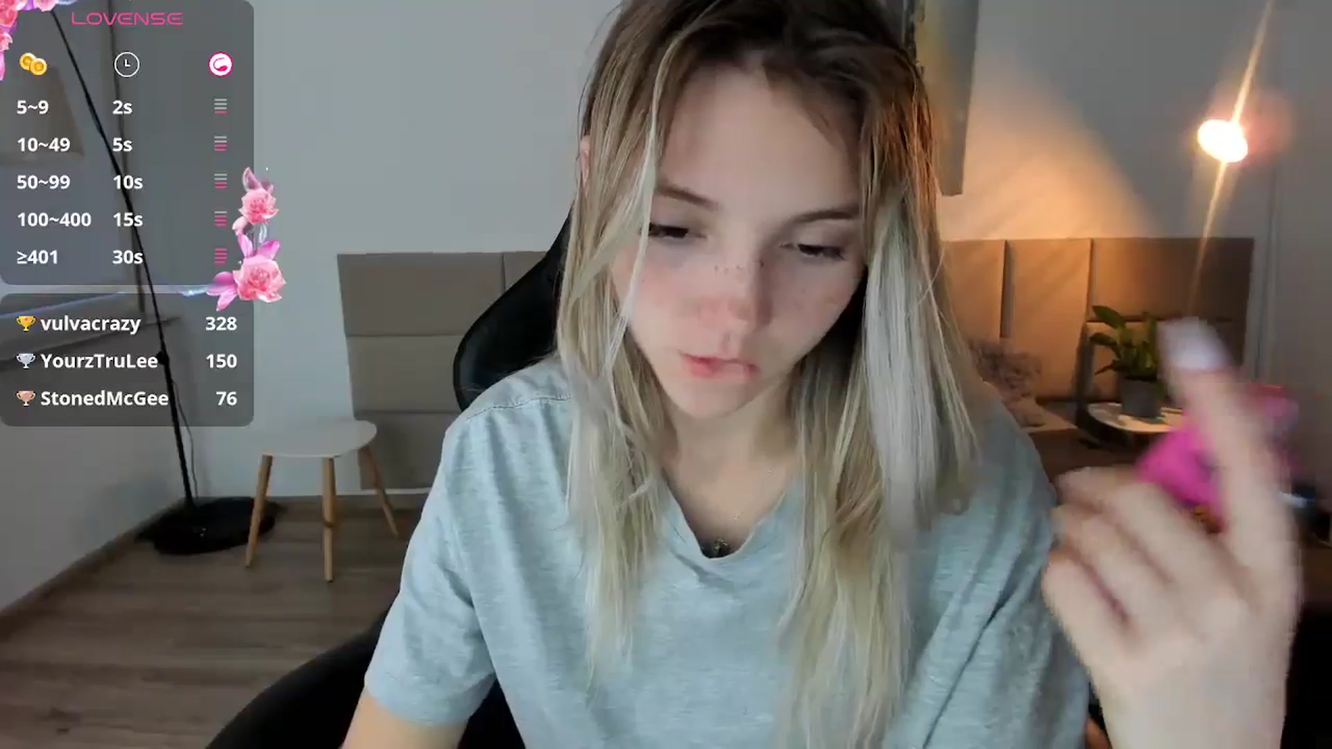 Gallery image thumbnail from Daisyy's myfreecams stream on, 10/14/2024, 16:35 image 7 of 20