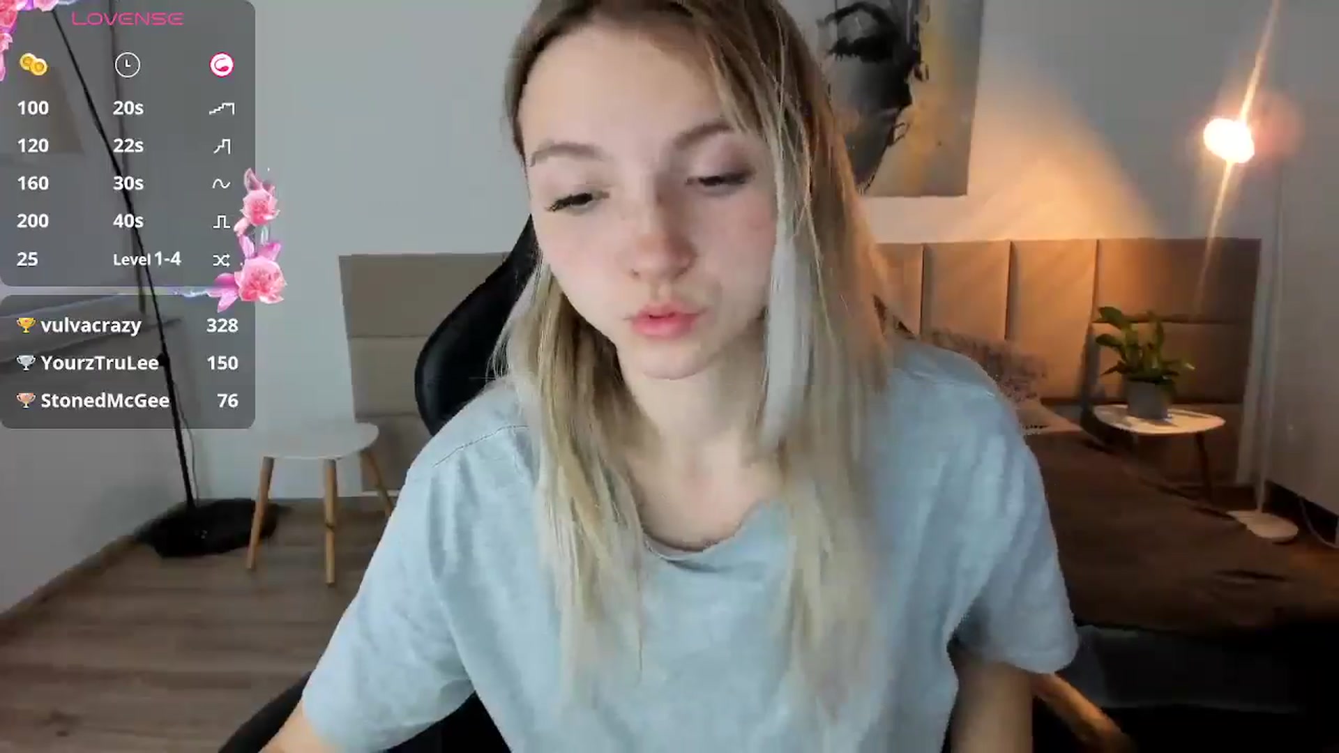 Gallery image thumbnail from Daisyy's myfreecams stream on, 10/14/2024, 16:35 image 8 of 20