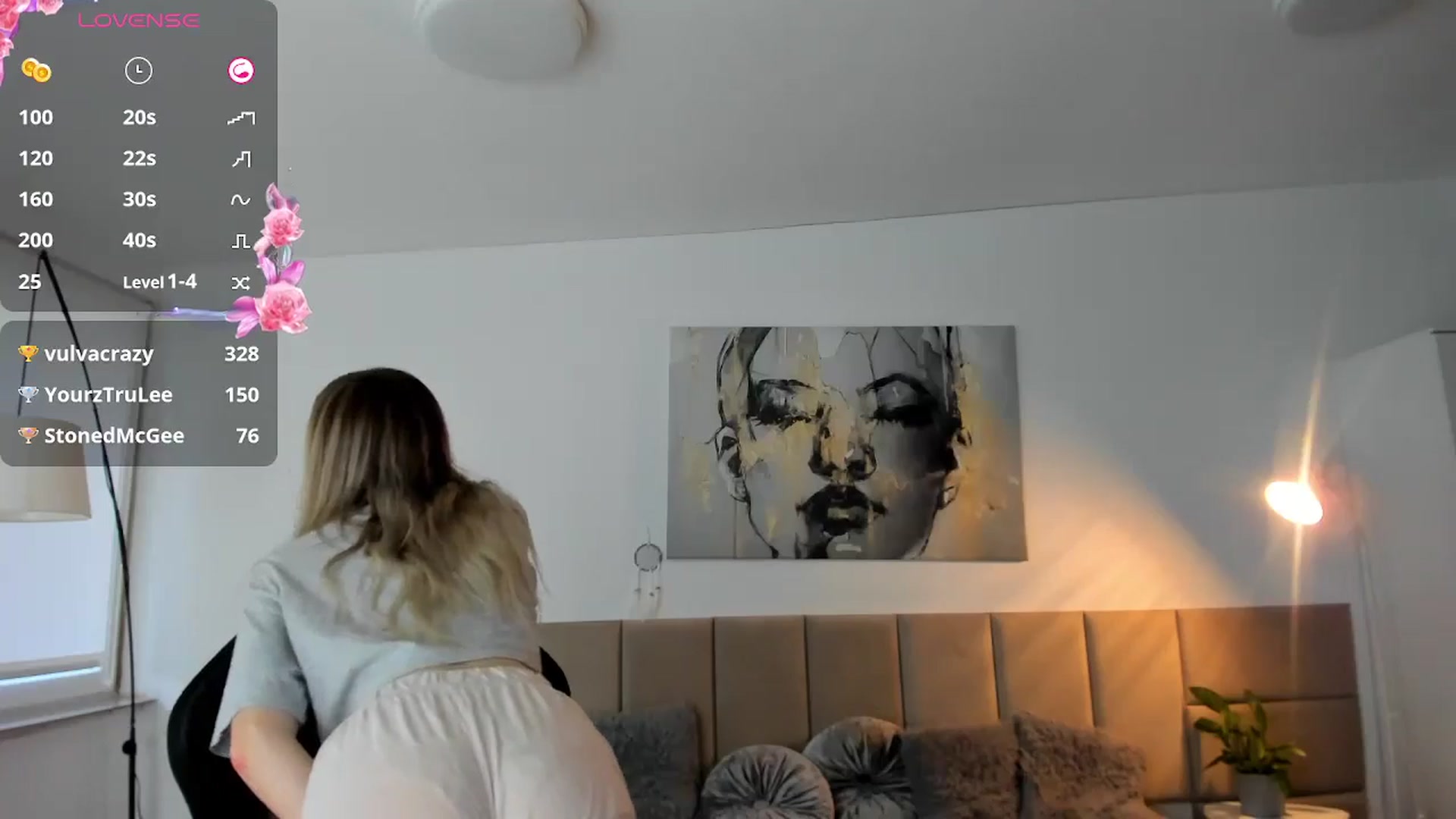 Gallery image thumbnail from Daisyy's myfreecams stream on, 10/14/2024, 16:35 image 3 of 20