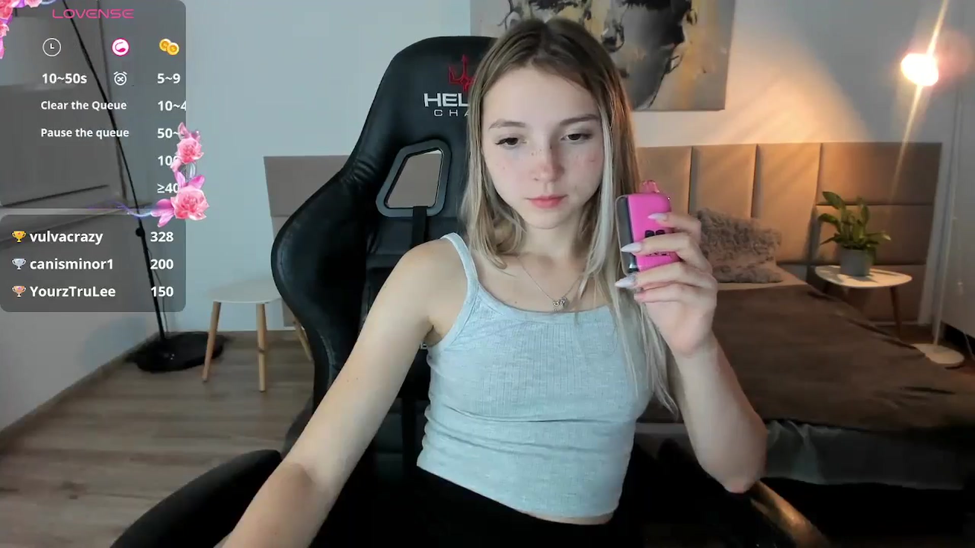 Gallery image thumbnail from Daisyy's myfreecams stream on, 10/14/2024, 17:08 image 4 of 20