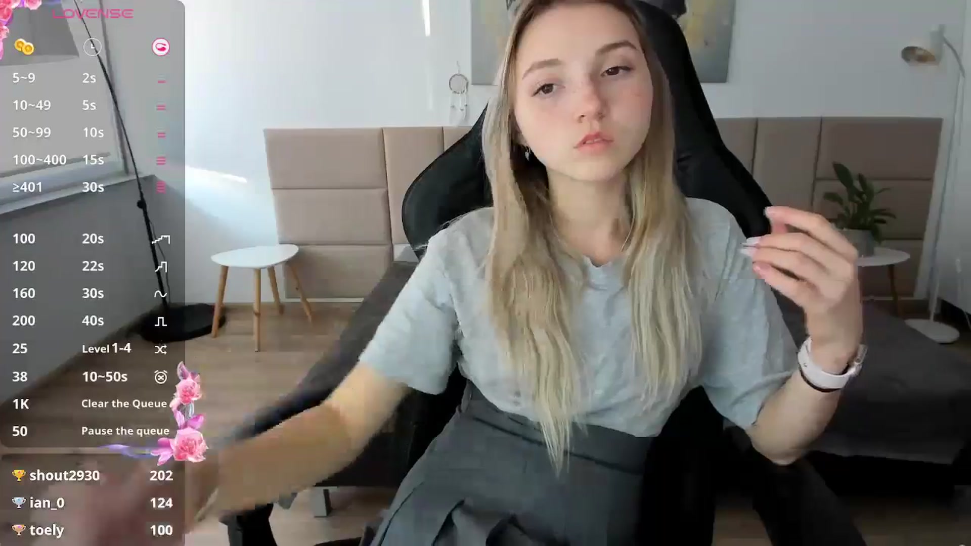 Gallery image thumbnail from Daisyy's myfreecams stream on, 10/17/2024, 15:02 image 4 of 20