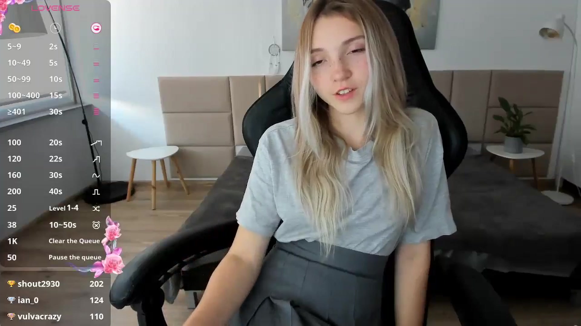 Gallery image thumbnail from Daisyy's myfreecams stream on, 10/17/2024, 15:02 image 8 of 20