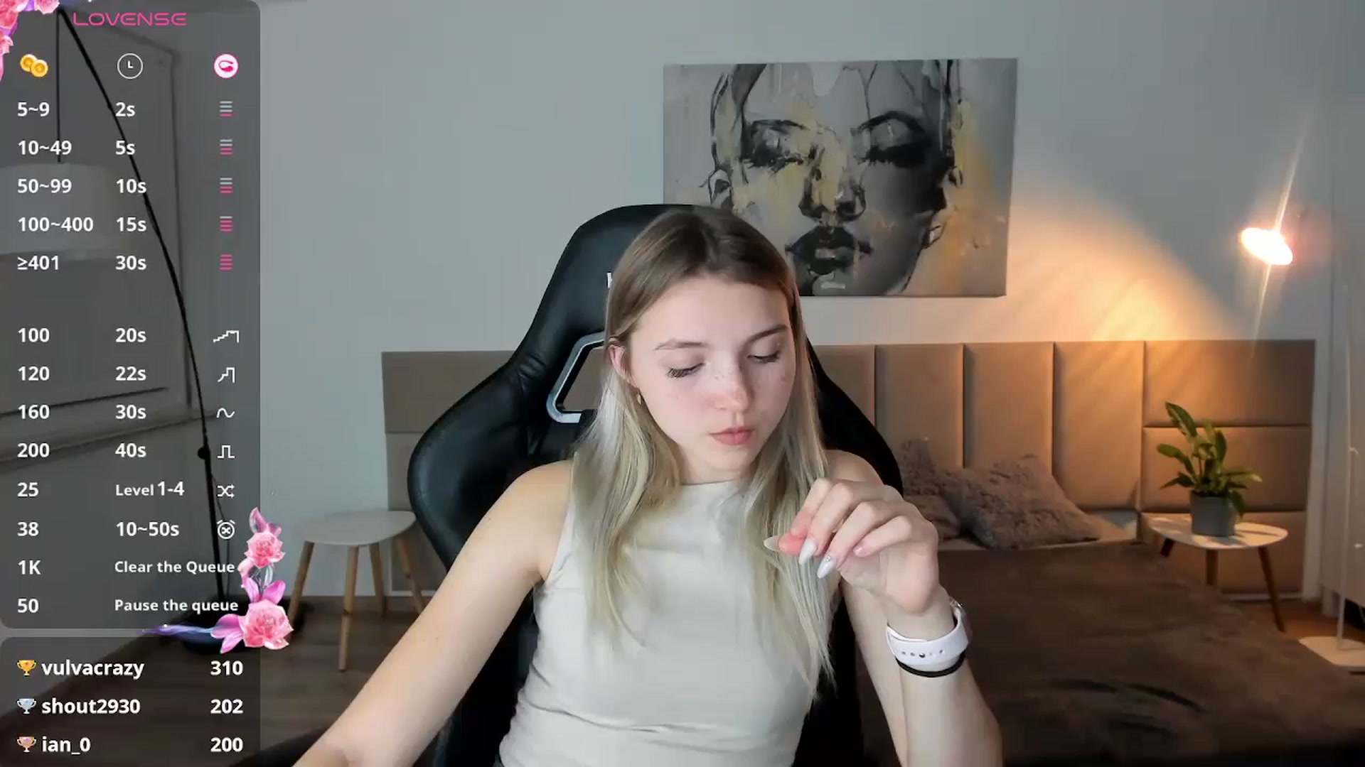 Gallery image thumbnail from Daisyy's myfreecams stream on, 10/17/2024, 16:34 image 14 of 20