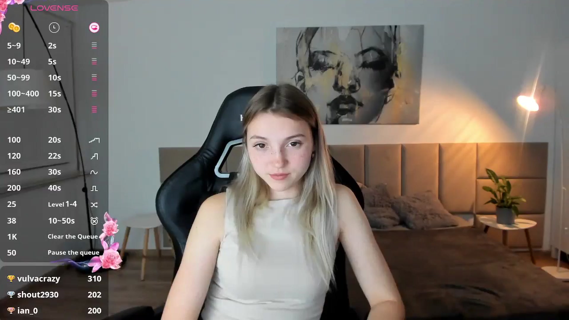 Gallery image thumbnail from Daisyy's myfreecams stream on, 10/17/2024, 16:34 image 13 of 20
