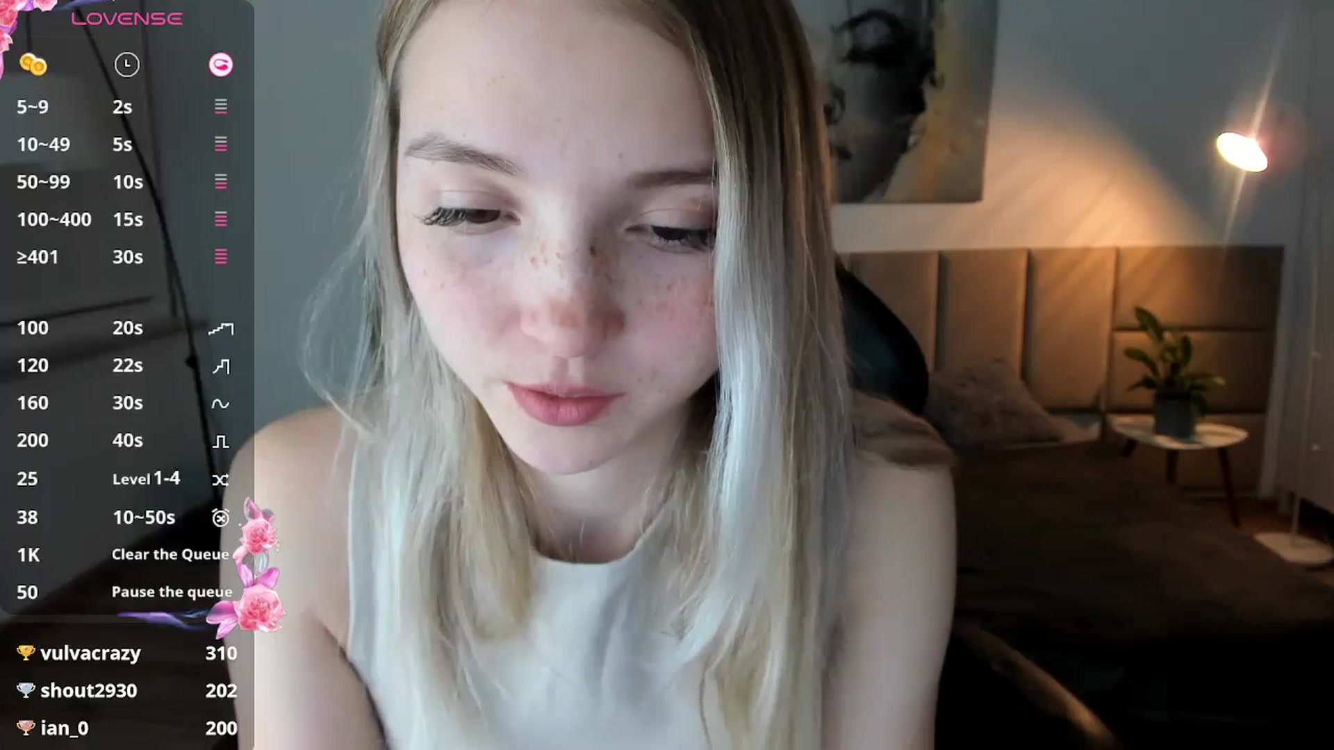 Gallery image thumbnail from Daisyy's myfreecams stream on, 10/17/2024, 16:34 image 20 of 20
