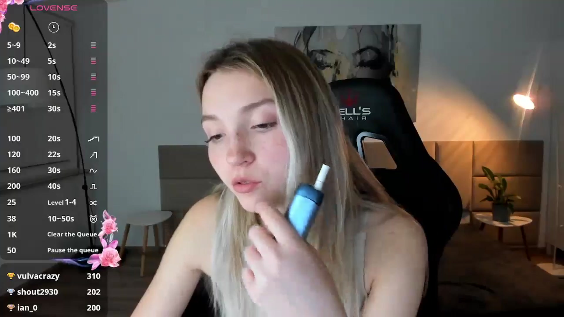 Gallery image thumbnail from Daisyy's myfreecams stream on, 10/17/2024, 16:34 image 3 of 20