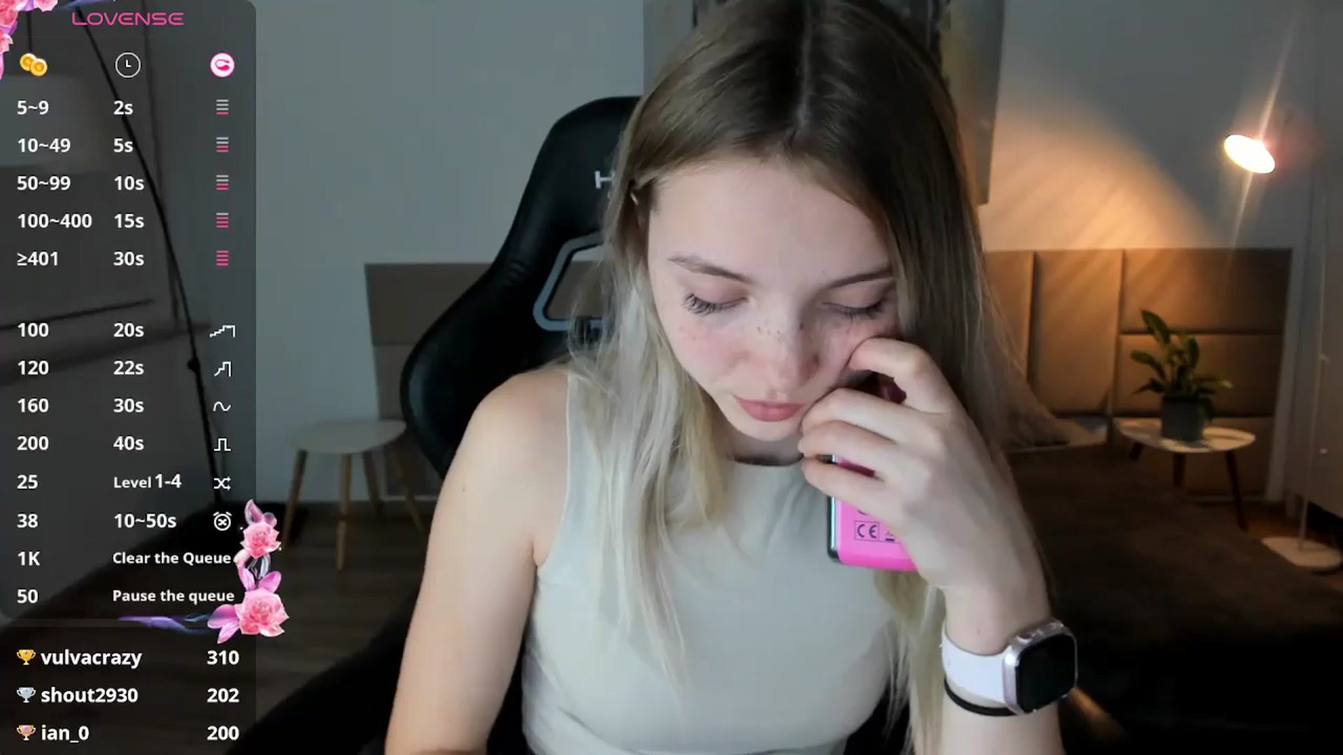 Gallery image thumbnail from Daisyy's myfreecams stream on, 10/17/2024, 16:34 image 18 of 20