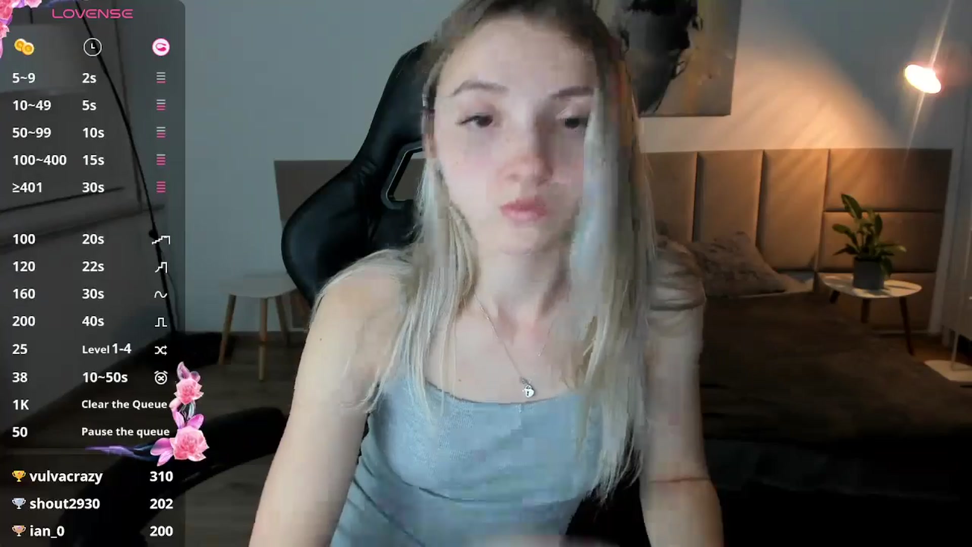 Gallery image thumbnail from Daisyy's myfreecams stream on, 10/17/2024, 17:20 image 10 of 20