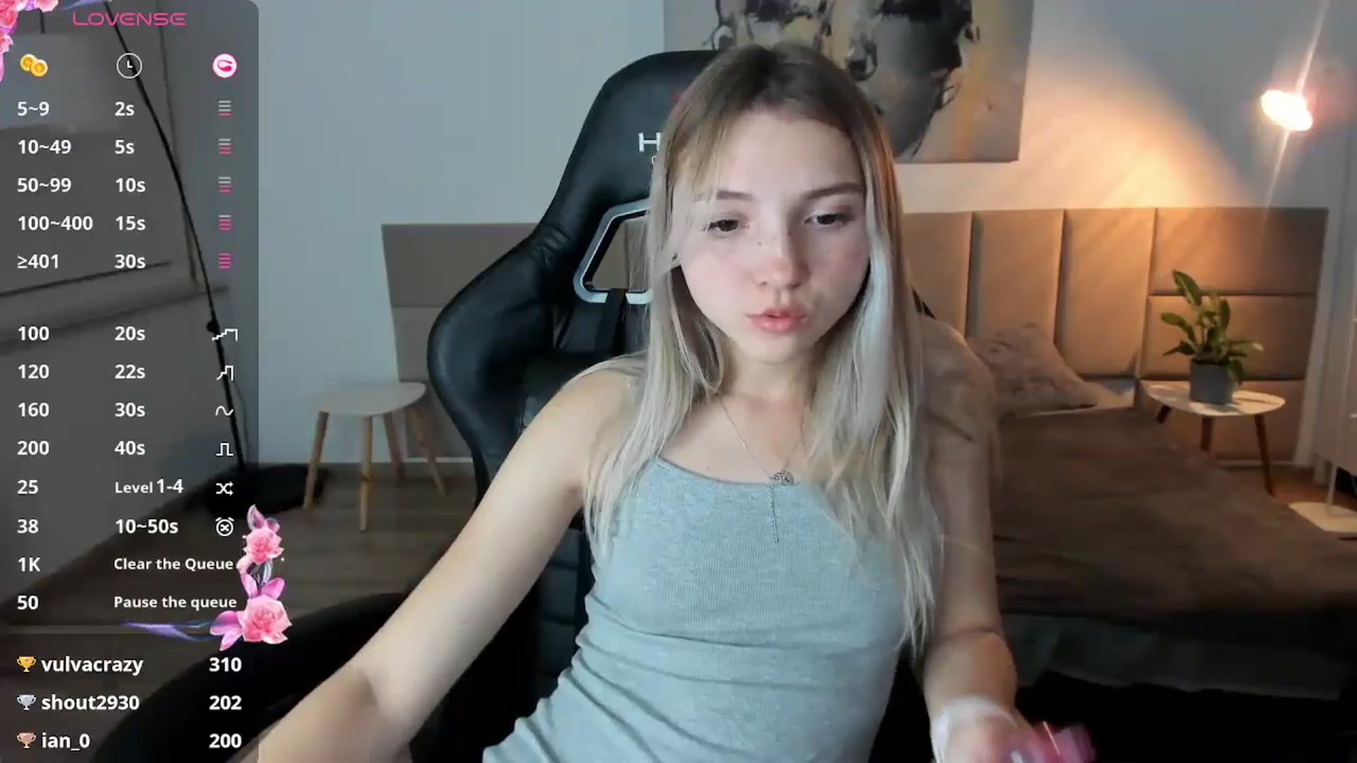 Gallery image thumbnail from Daisyy's myfreecams stream on, 10/17/2024, 17:20 image 12 of 20