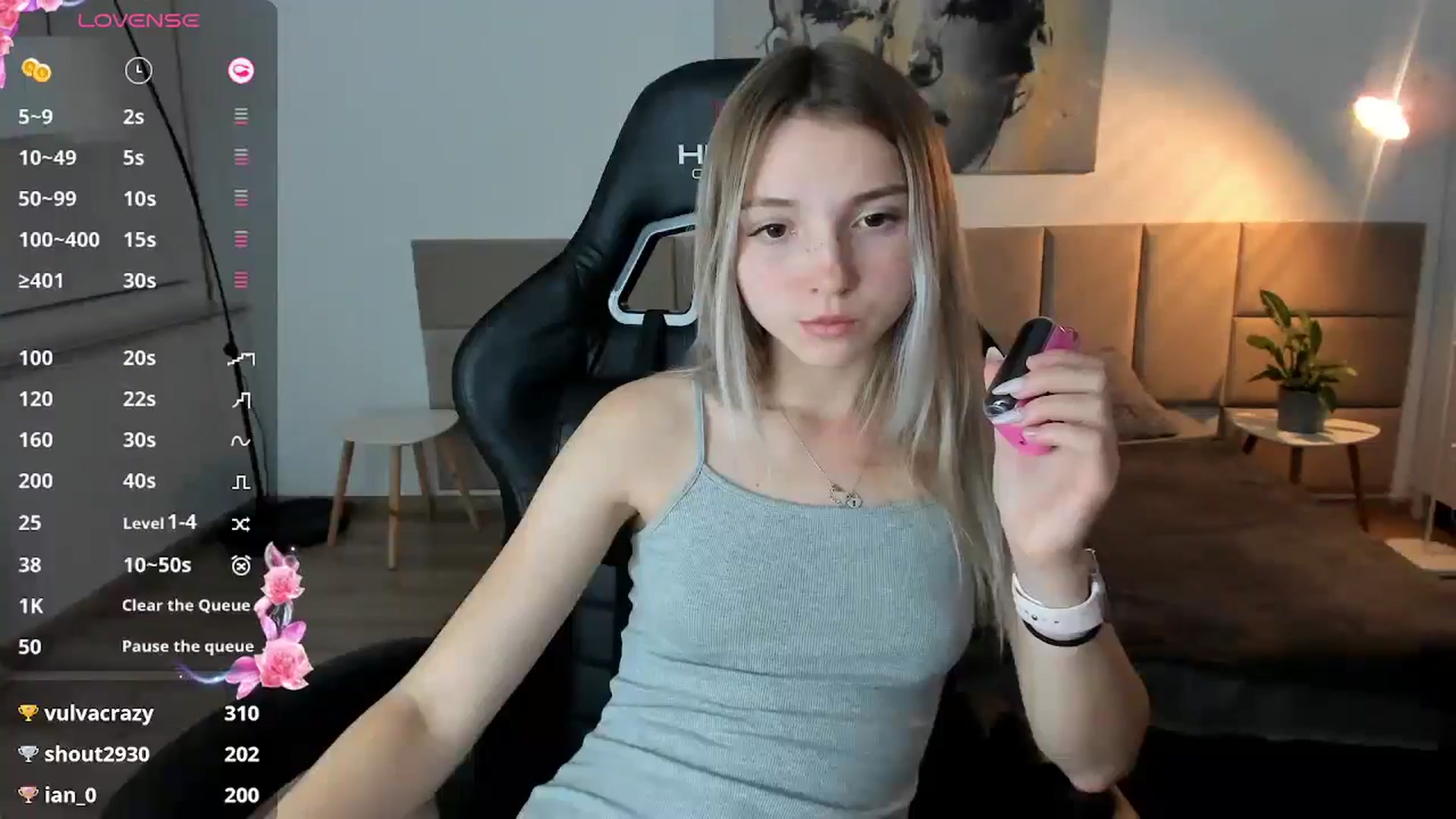 Gallery image thumbnail from Daisyy's myfreecams stream on, 10/17/2024, 17:20 image 2 of 20