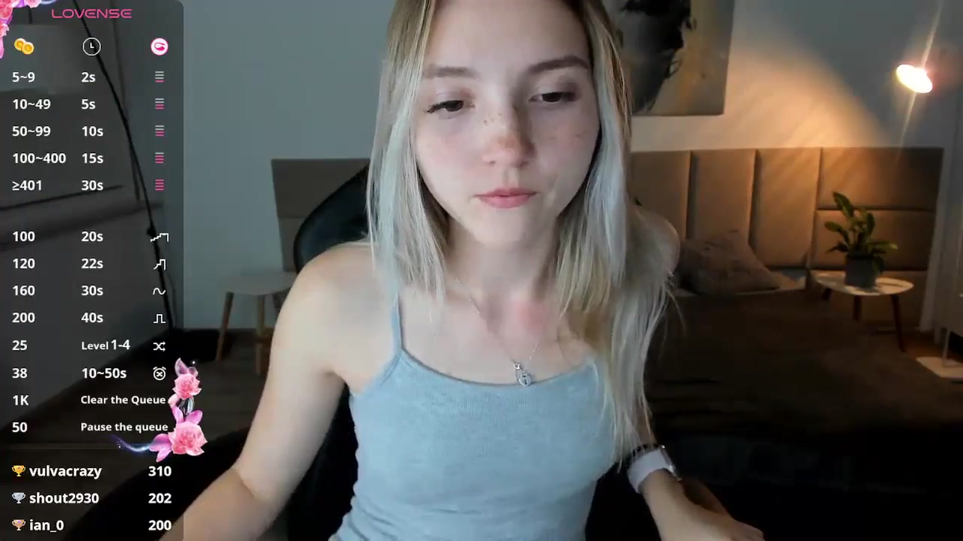 Gallery image thumbnail from Daisyy's myfreecams stream on, 10/17/2024, 17:20 image 3 of 20