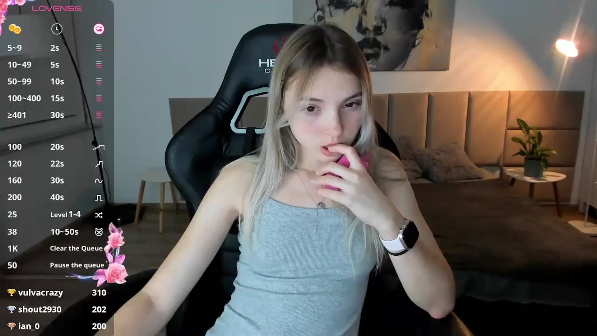 Gallery image thumbnail from Daisyy's myfreecams stream on, 10/17/2024, 17:20 image 11 of 20